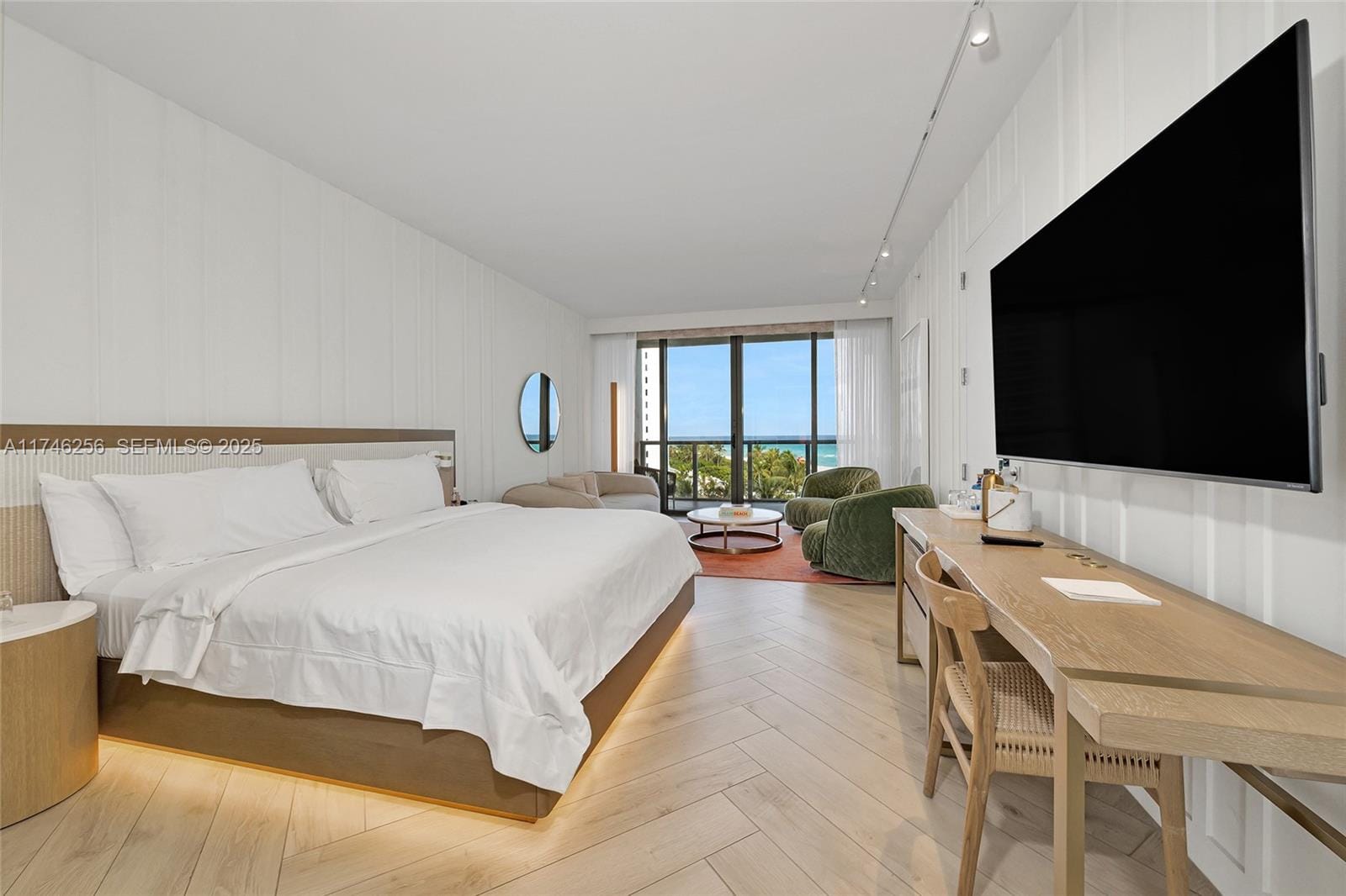 2201 Collins Avenue 625, Miami Beach, FL 33139 photo 11