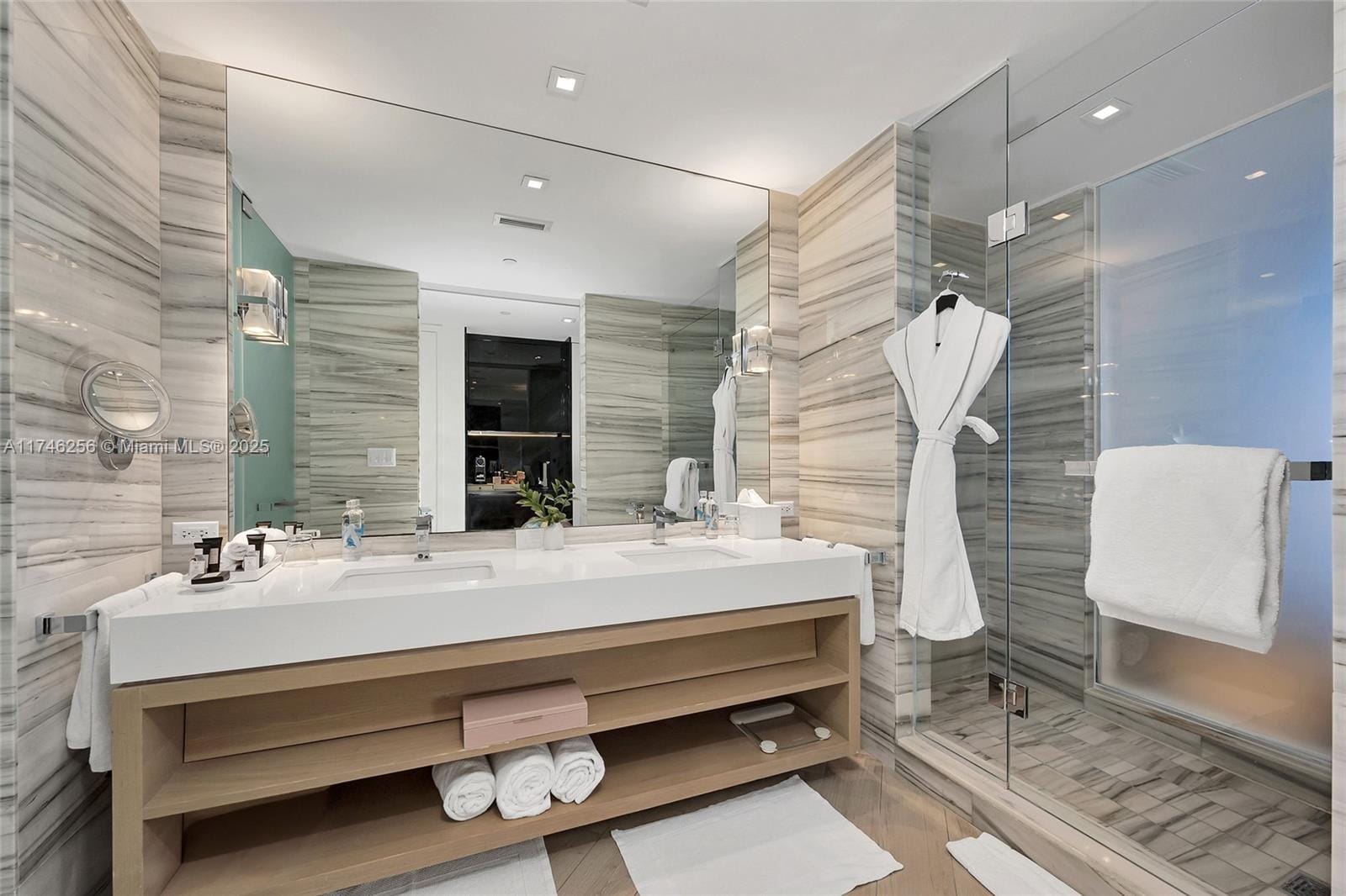 2201 Collins Avenue 625, Miami Beach, FL 33139 photo 14
