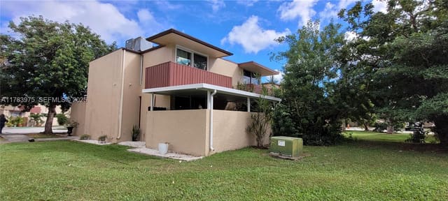 20007 SW 123rd Drive, sold in Villas At Cutler Ridge, Miami, FL