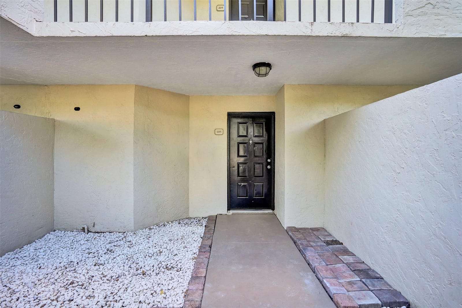 820 Lavers Circle G-105 — photo 3