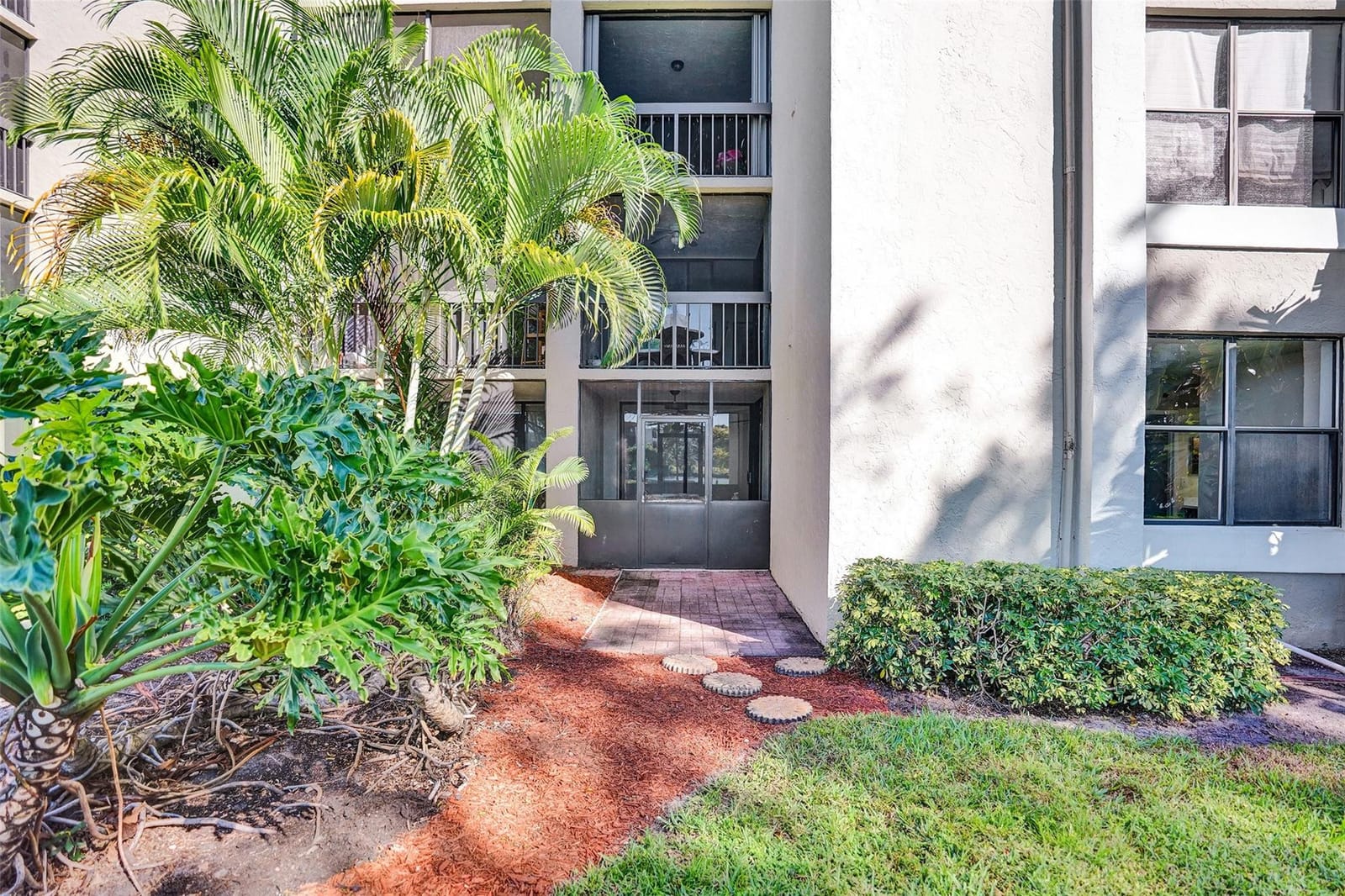 820 Lavers Circle G-105, Delray Beach, FL 33444 photo 28