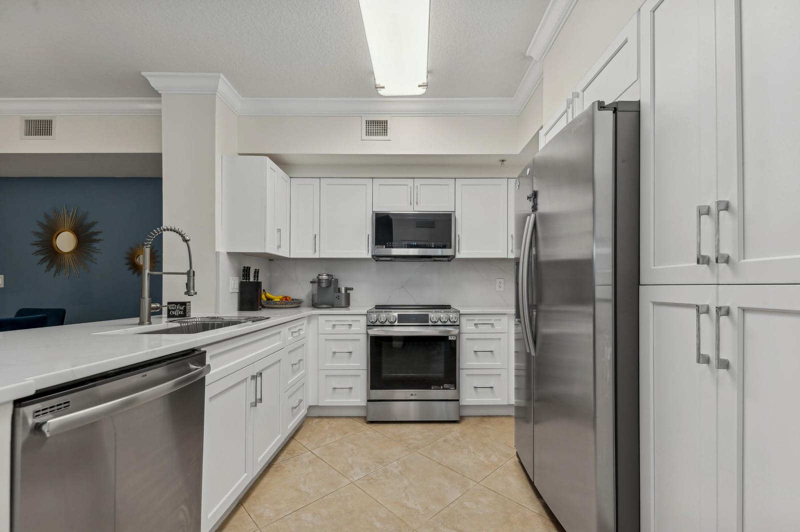 625 Casa Loma Boulevard 409, Boynton Beach, FL 33435 photo 12