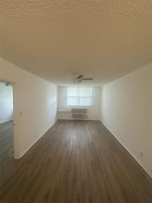 2401 Riverside Drive 514B, Coral Springs, FL 33065