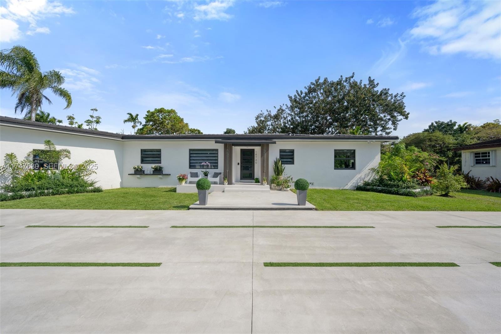 14745 N Spur Drive, Miami, FL 33161