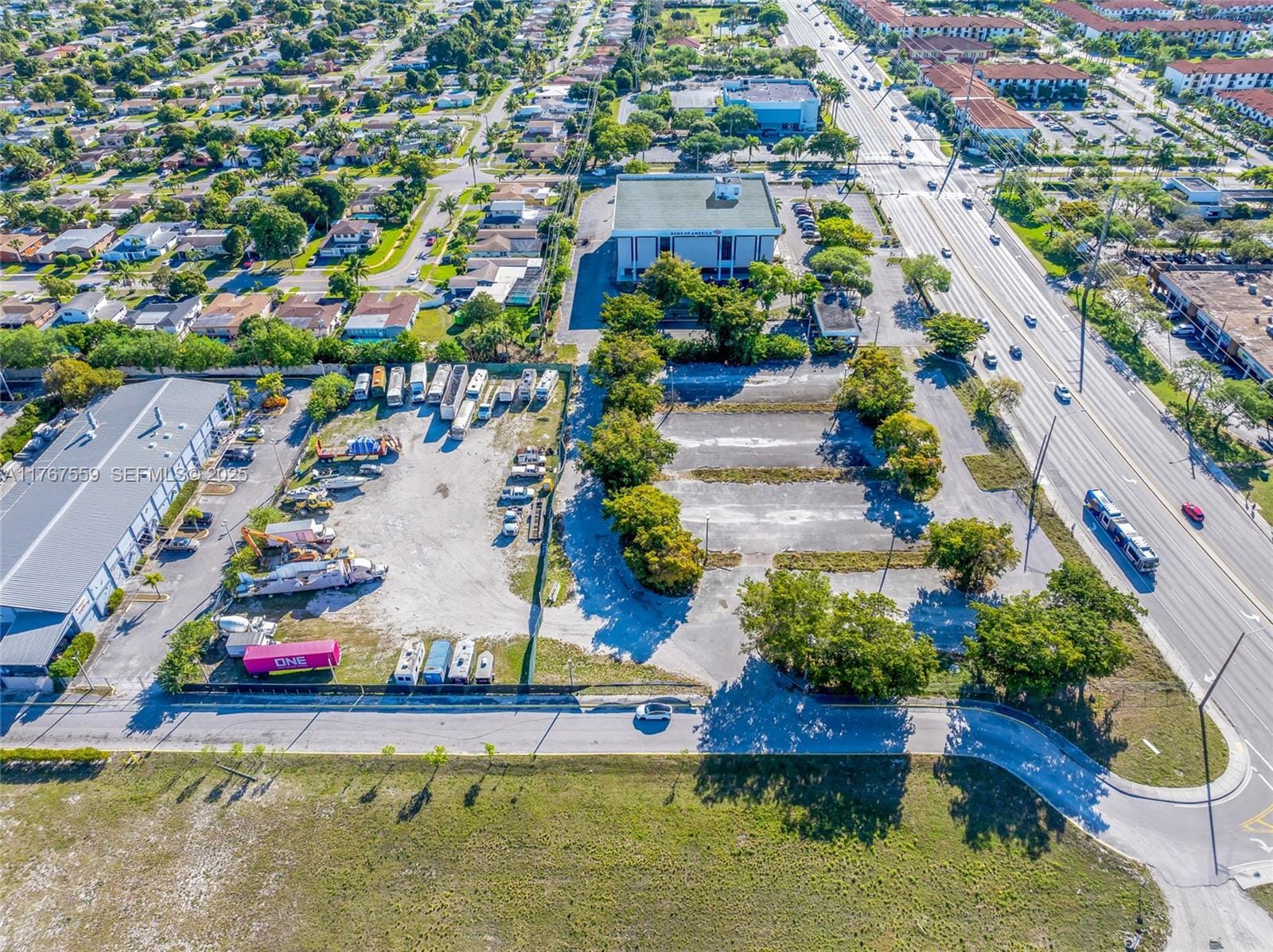 W Oakland Park Boulevard — photo 4
