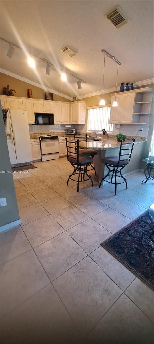 520 NW 166th Avenue — photo 9