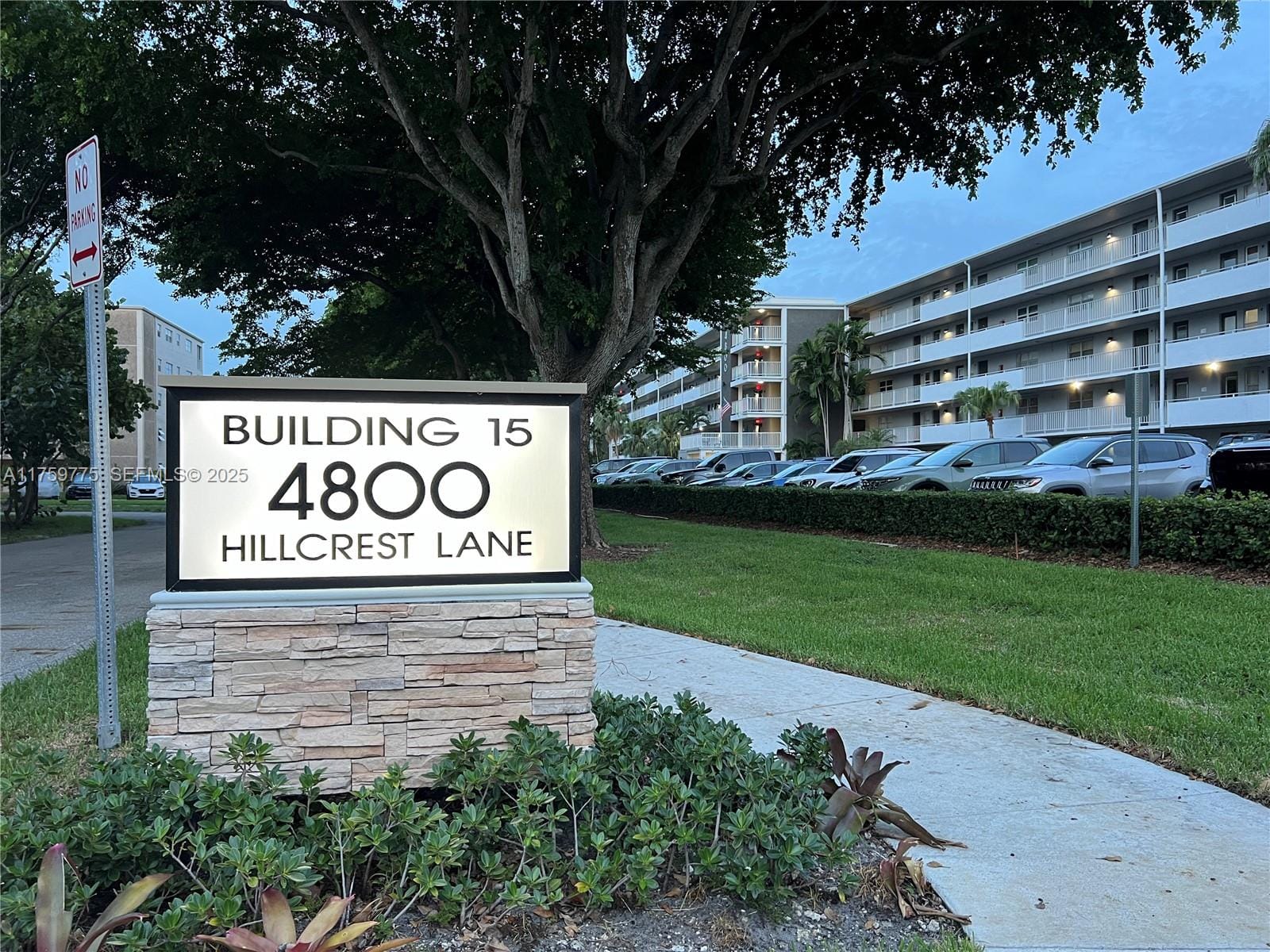 4800 Hillcrest Lane 512, Hollywood, FL 33021 photo 19