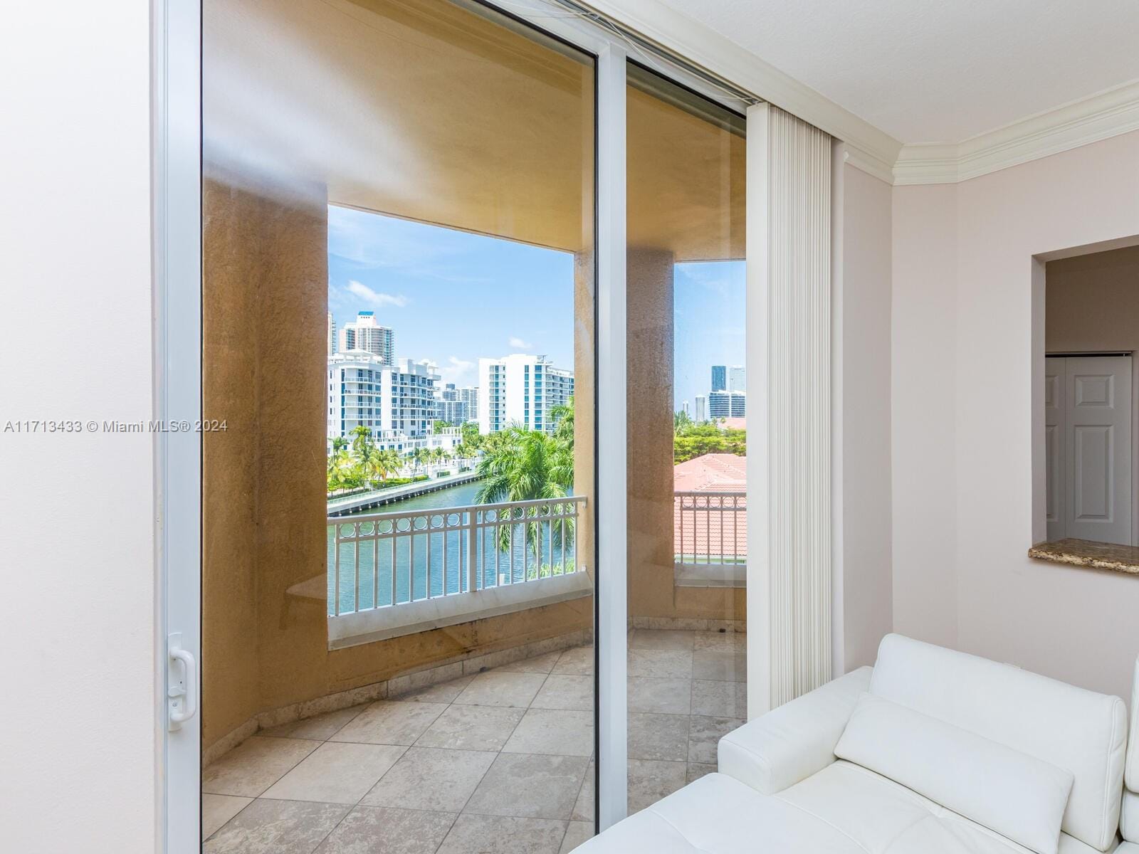 3001 NE 185th Street 517, Aventura, FL 33180 photo 18
