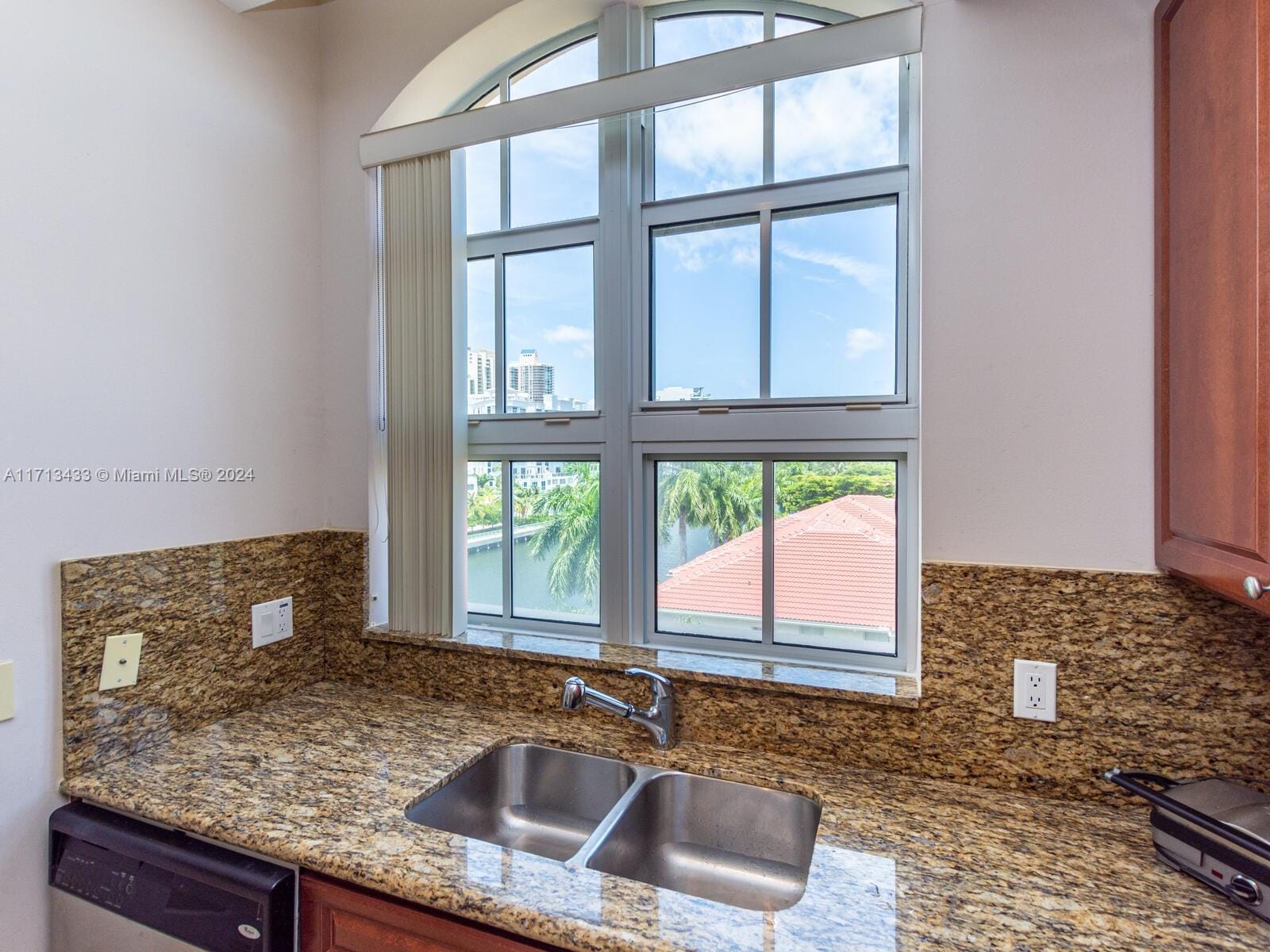 3001 NE 185th Street 517, Aventura, FL 33180 photo 22