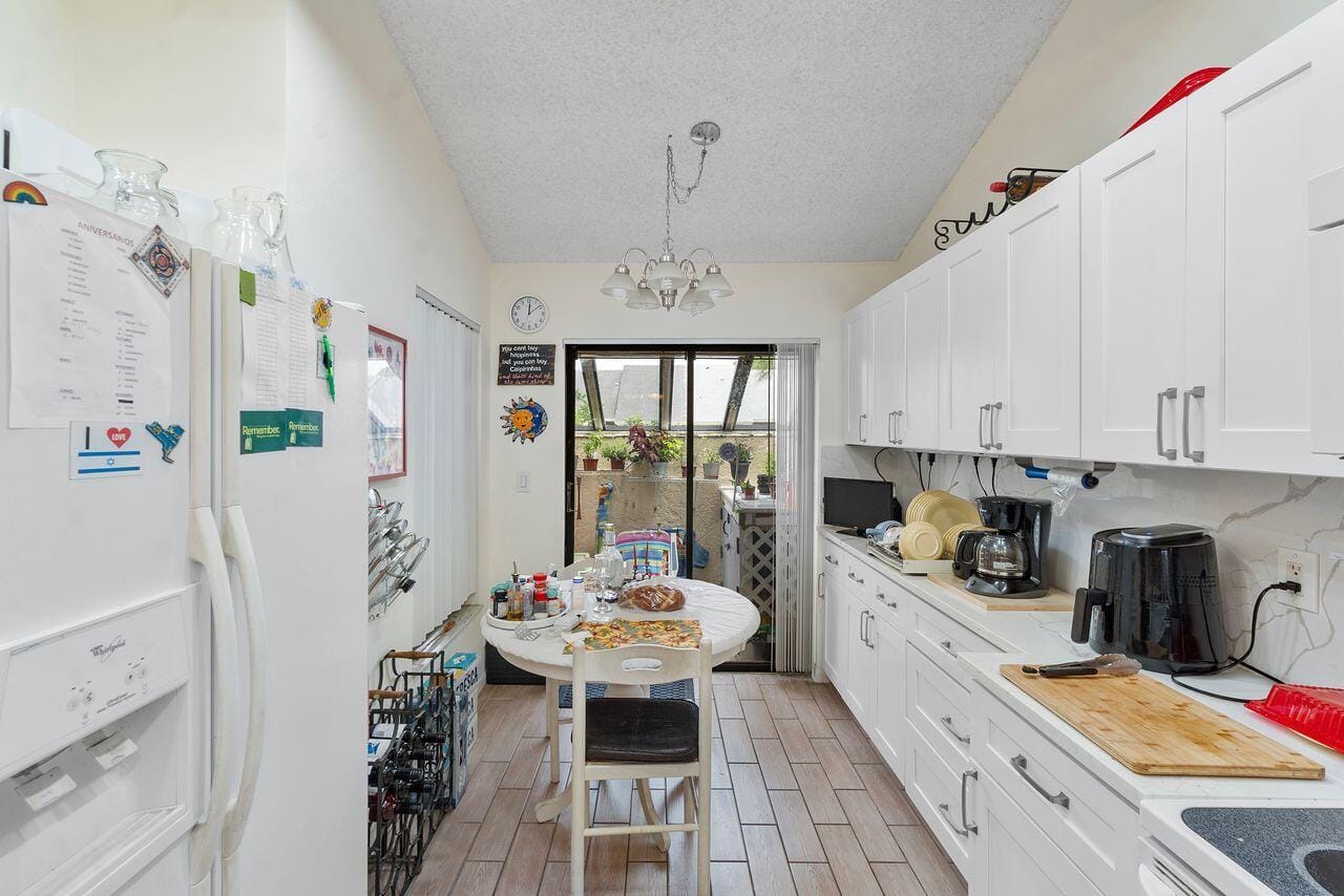 10900 Waterberry Court — photo 5