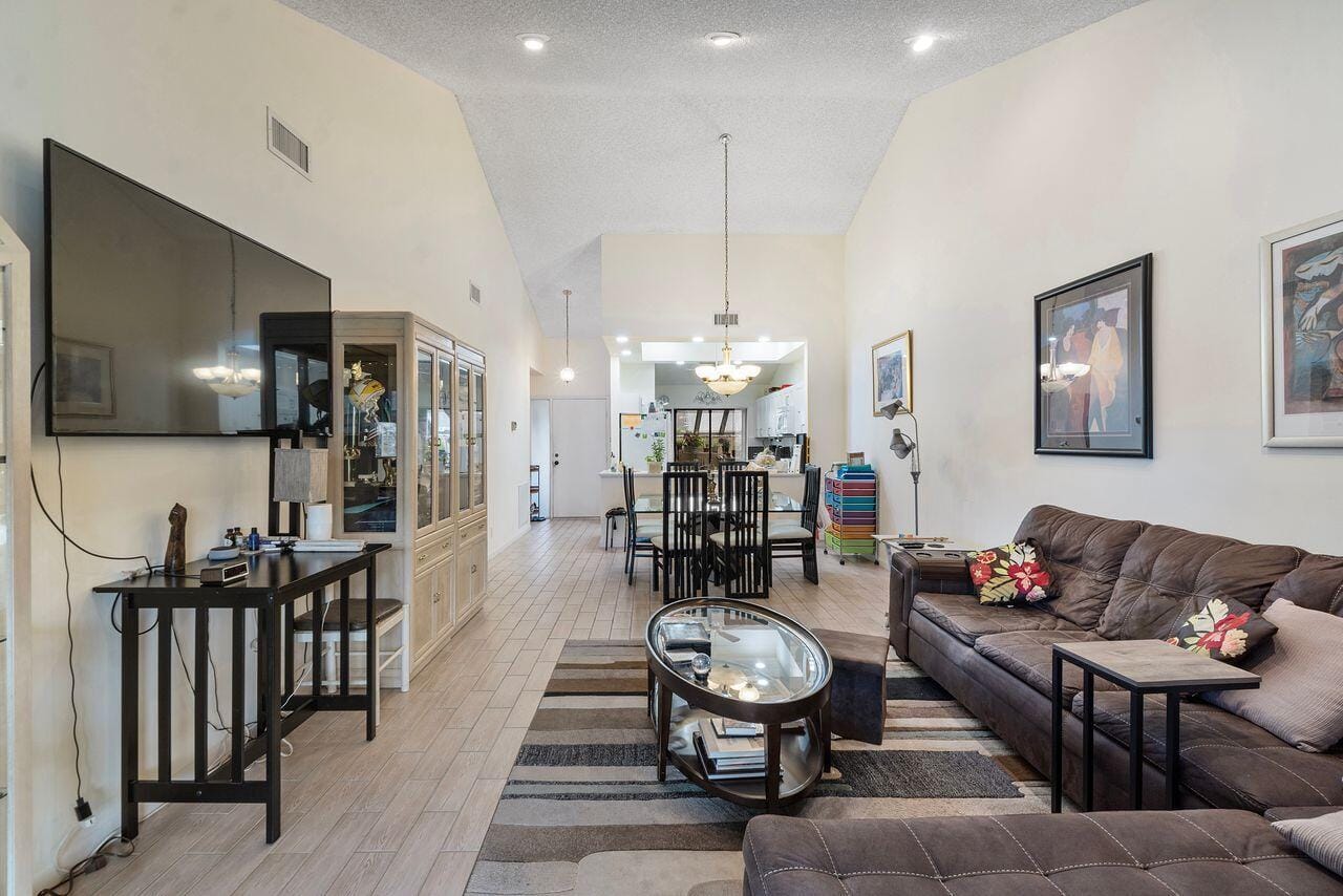 10900 Waterberry Court — photo 8