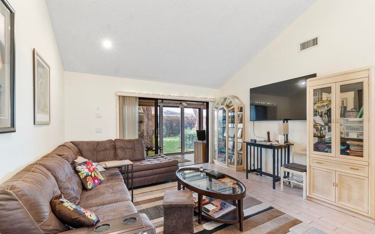 10900 Waterberry Court — photo 9