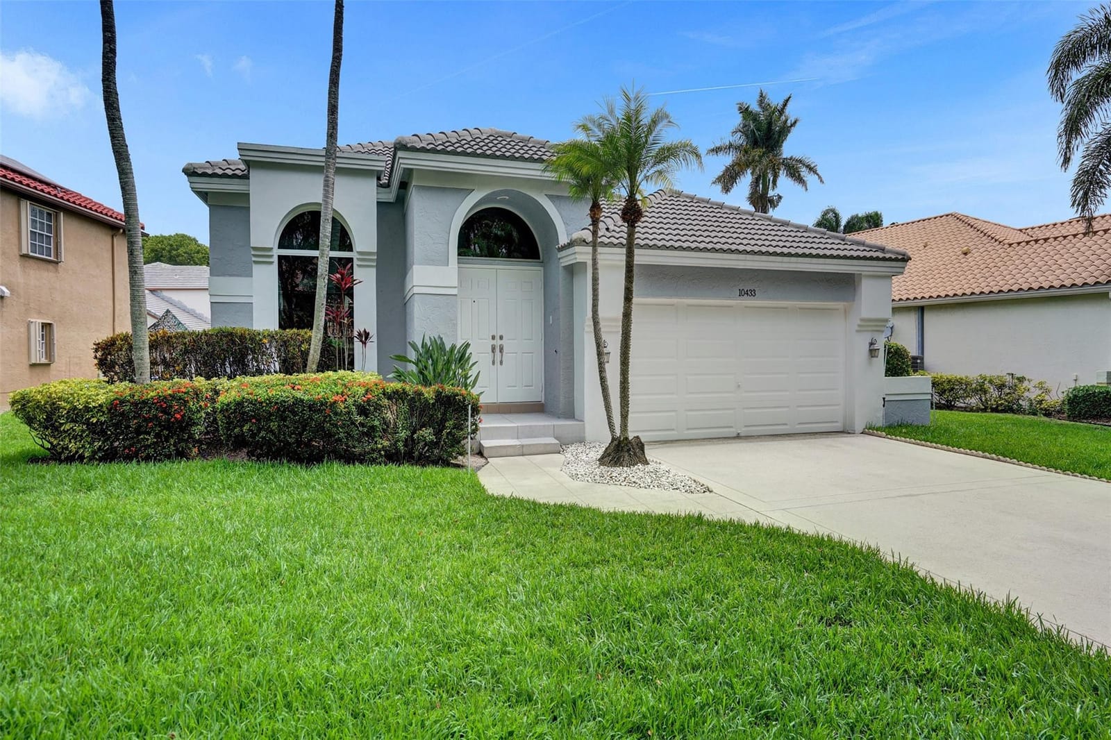 10433 Santiago Street, Cooper City, FL 33026