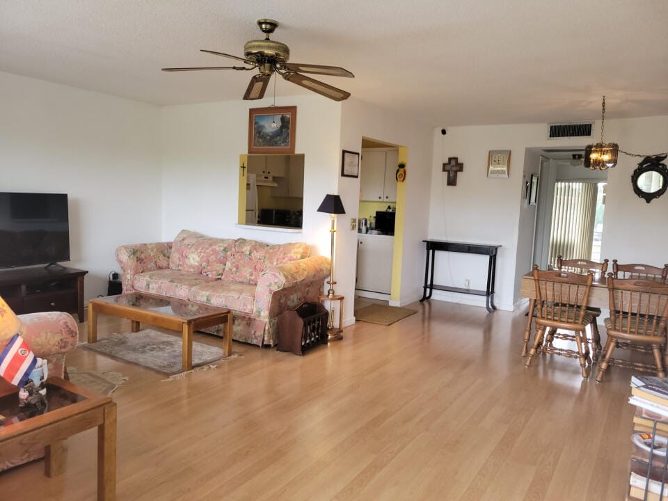 3300 Springdale Boulevard 306, Palm Springs, FL 33461 photo 30