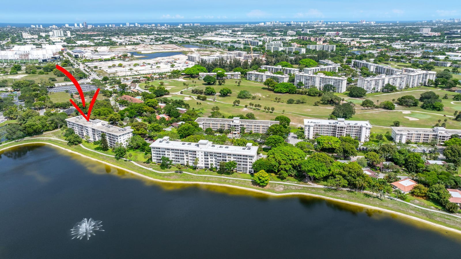 2751 N Palm Aire Drive 304 — photo 12