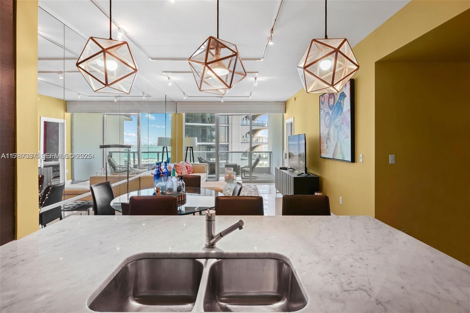 900 Biscayne Boulevard 2410 — photo 4