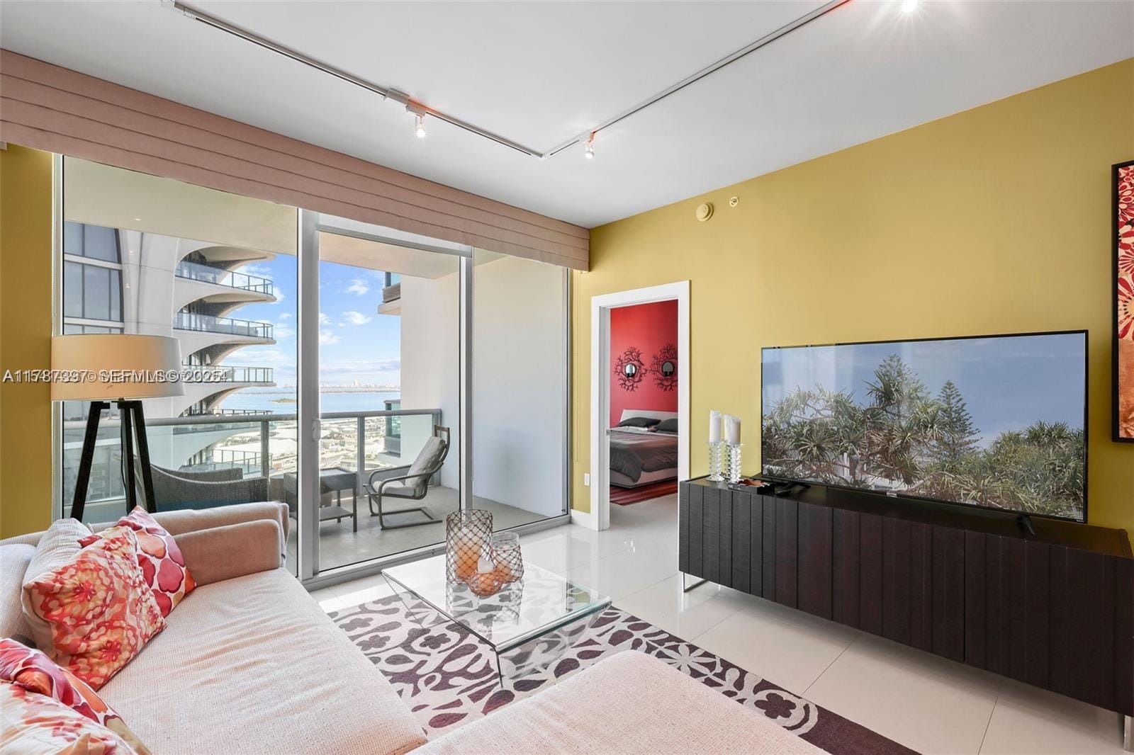 900 Biscayne Boulevard 2410 — photo 7