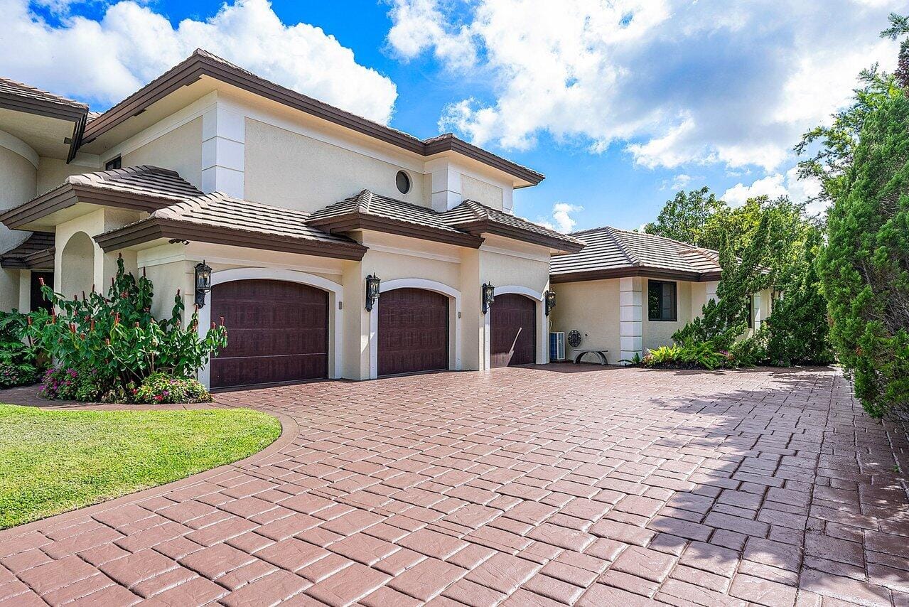 4845 Regency Court, Boca Raton, FL 33434 photo 3