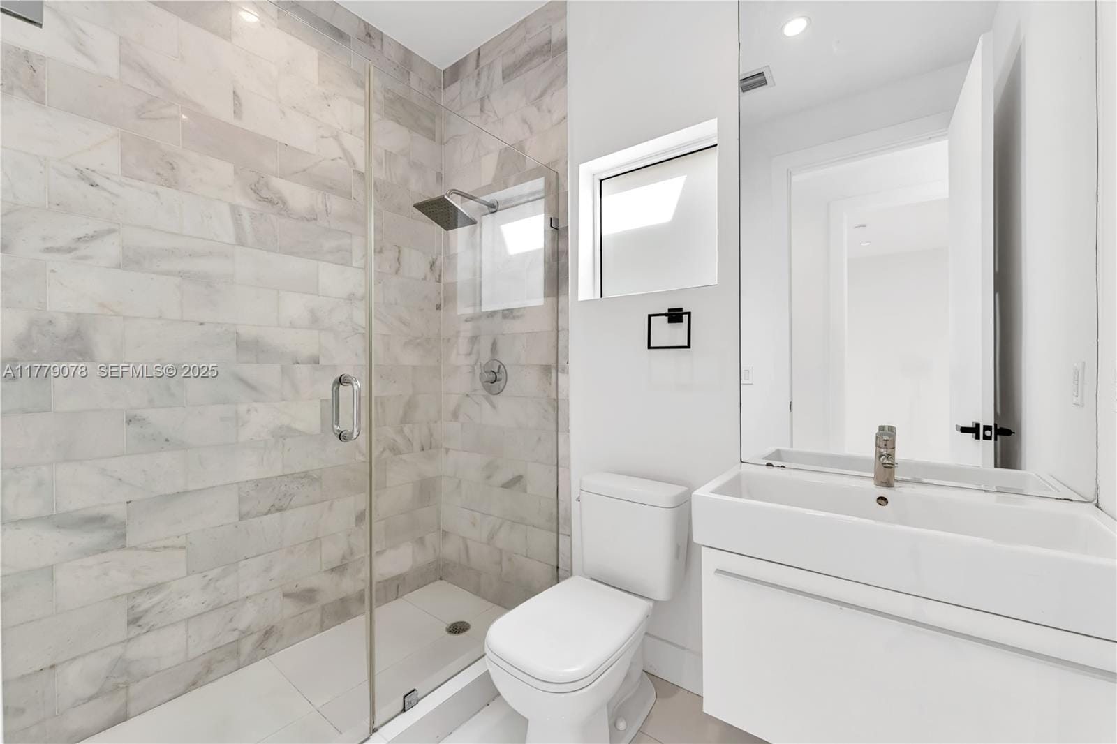 548 NE 70th Street, Miami, FL 33138 photo 12