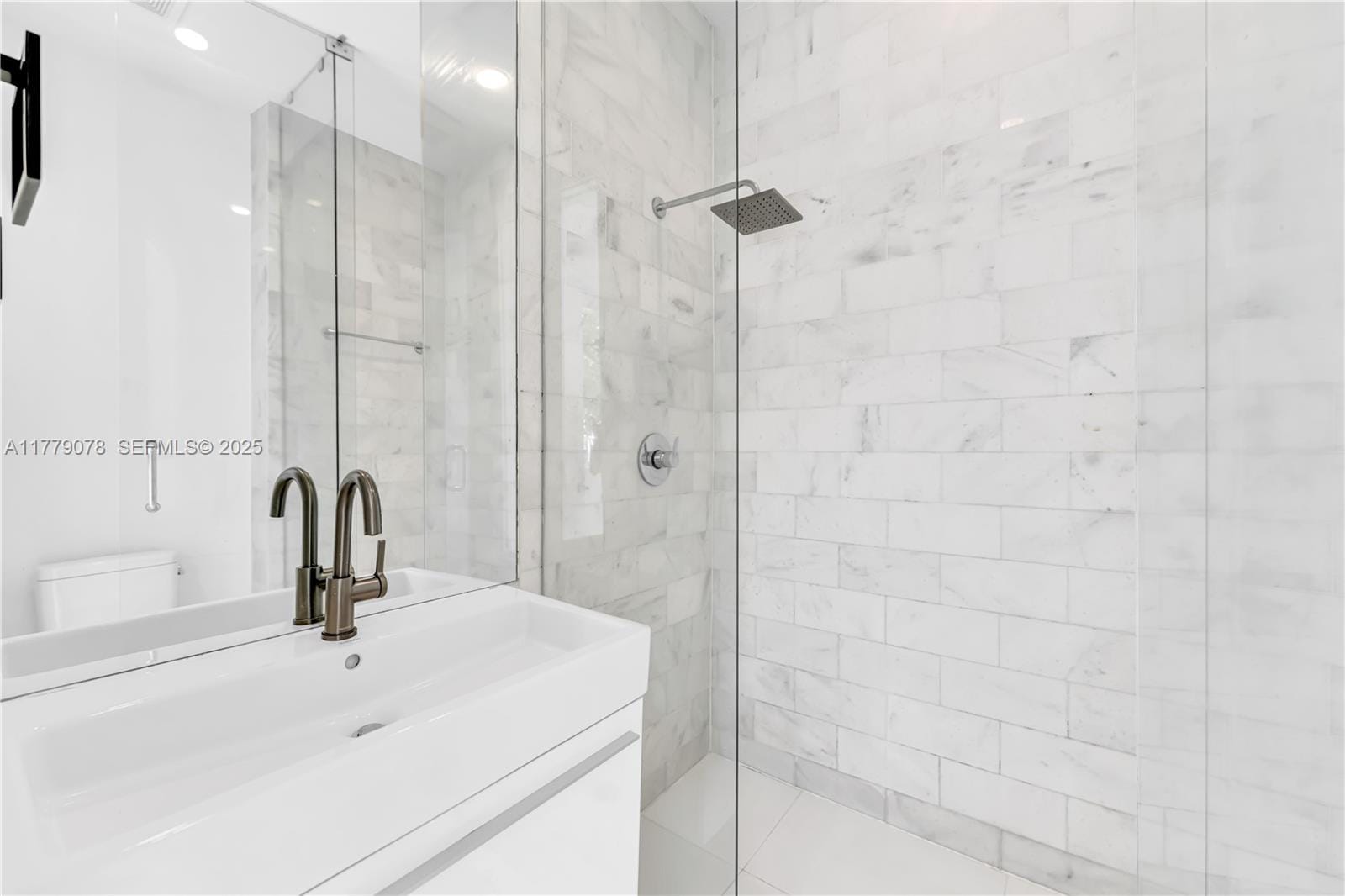 548 NE 70th Street, Miami, FL 33138 photo 20