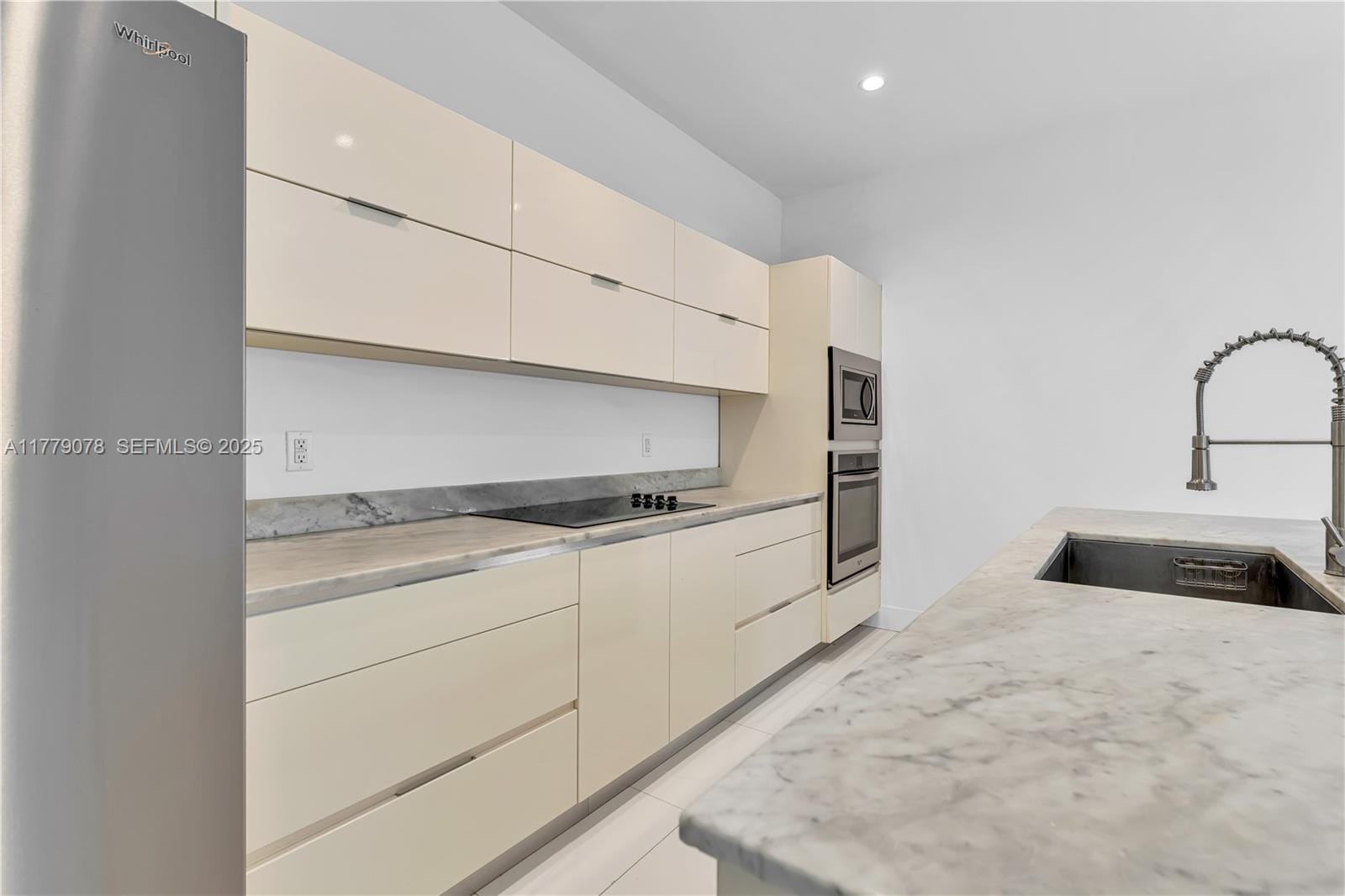 548 NE 70th Street, Miami, FL 33138 photo 24