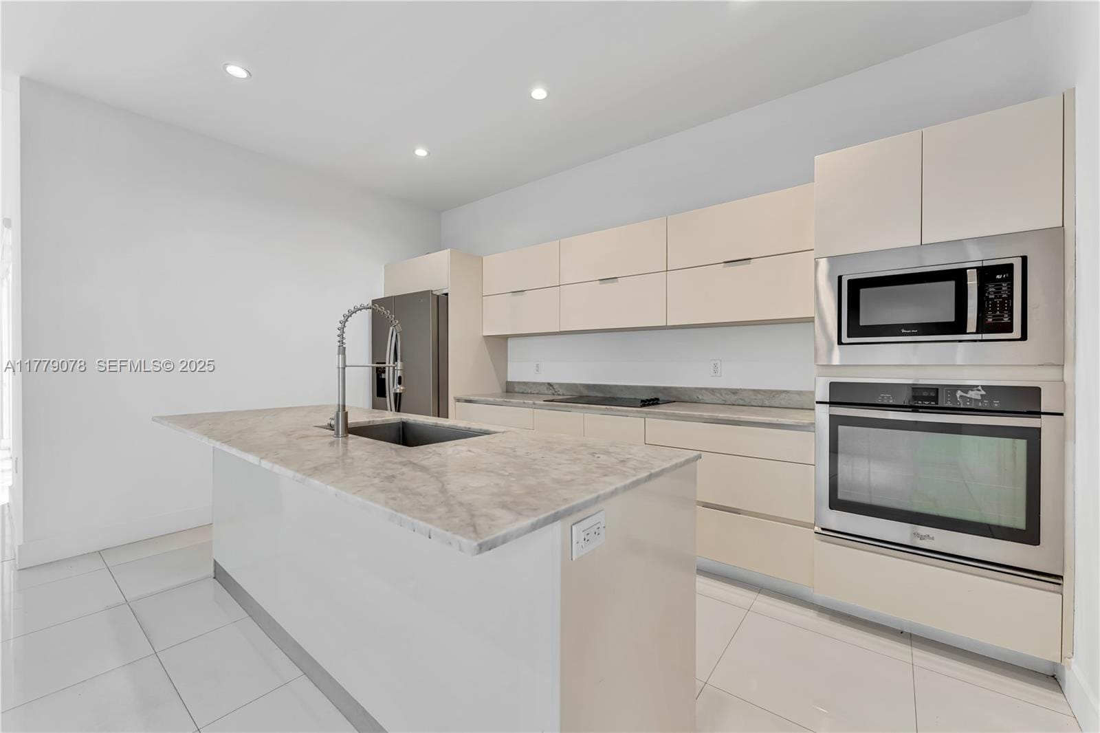 548 NE 70th Street, Miami, FL 33138 photo 25