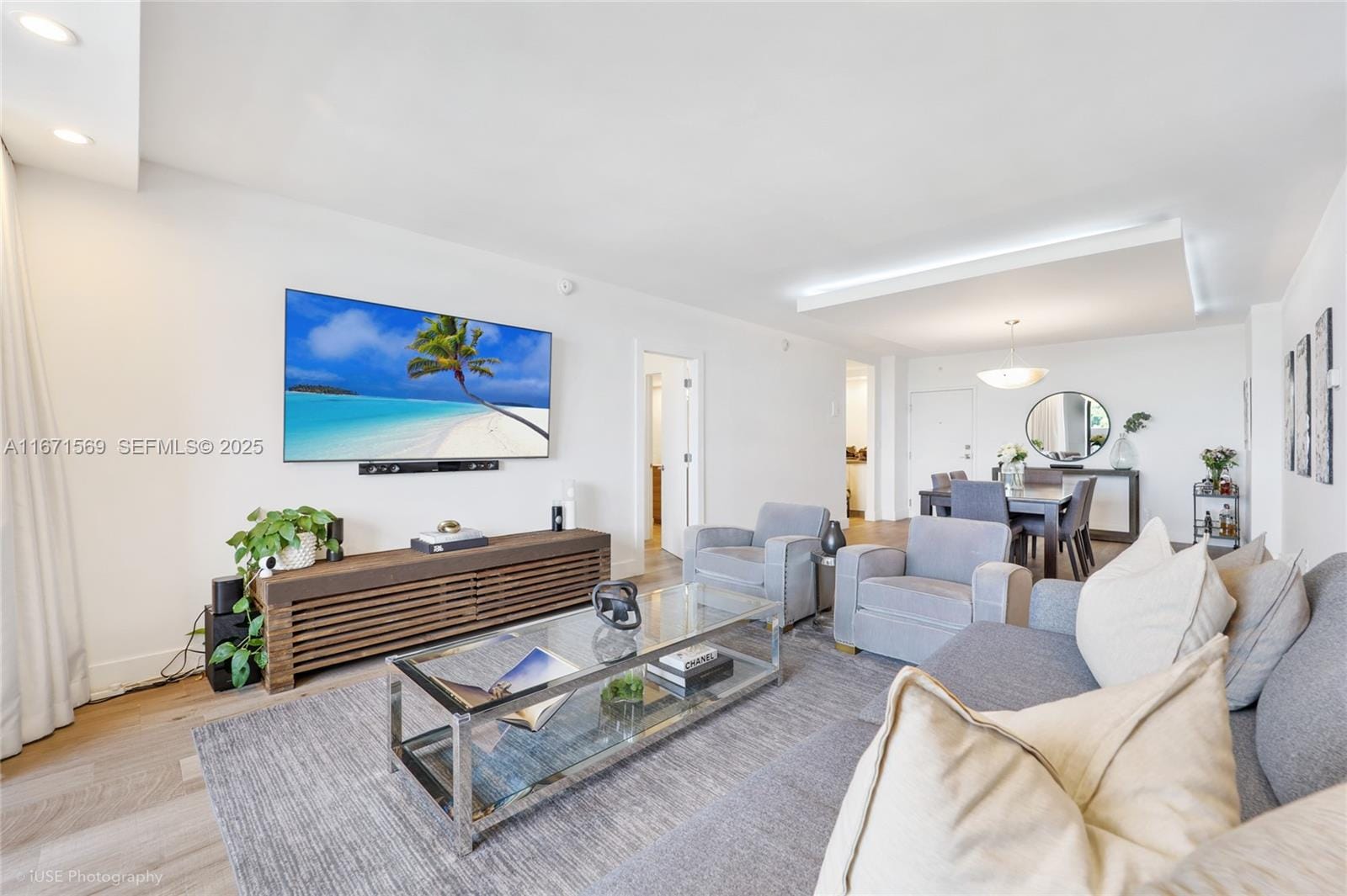 90 Edgewater Drive 1015, Coral Gables, FL 33133