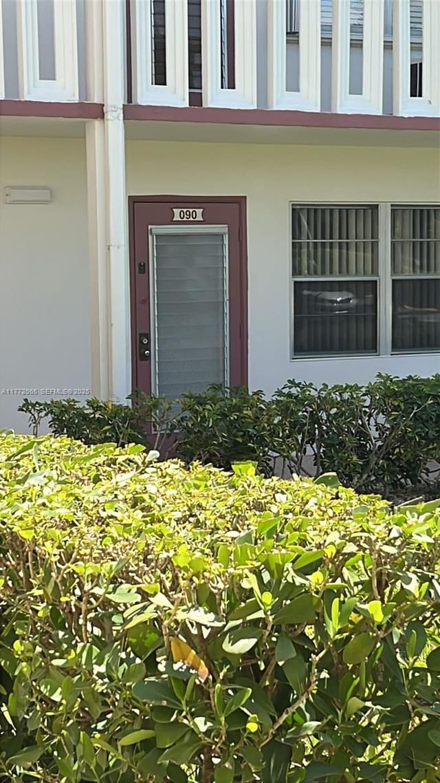 90 Fanshaw C 90, Fanshaw At Century Village, Boca Raton, FL