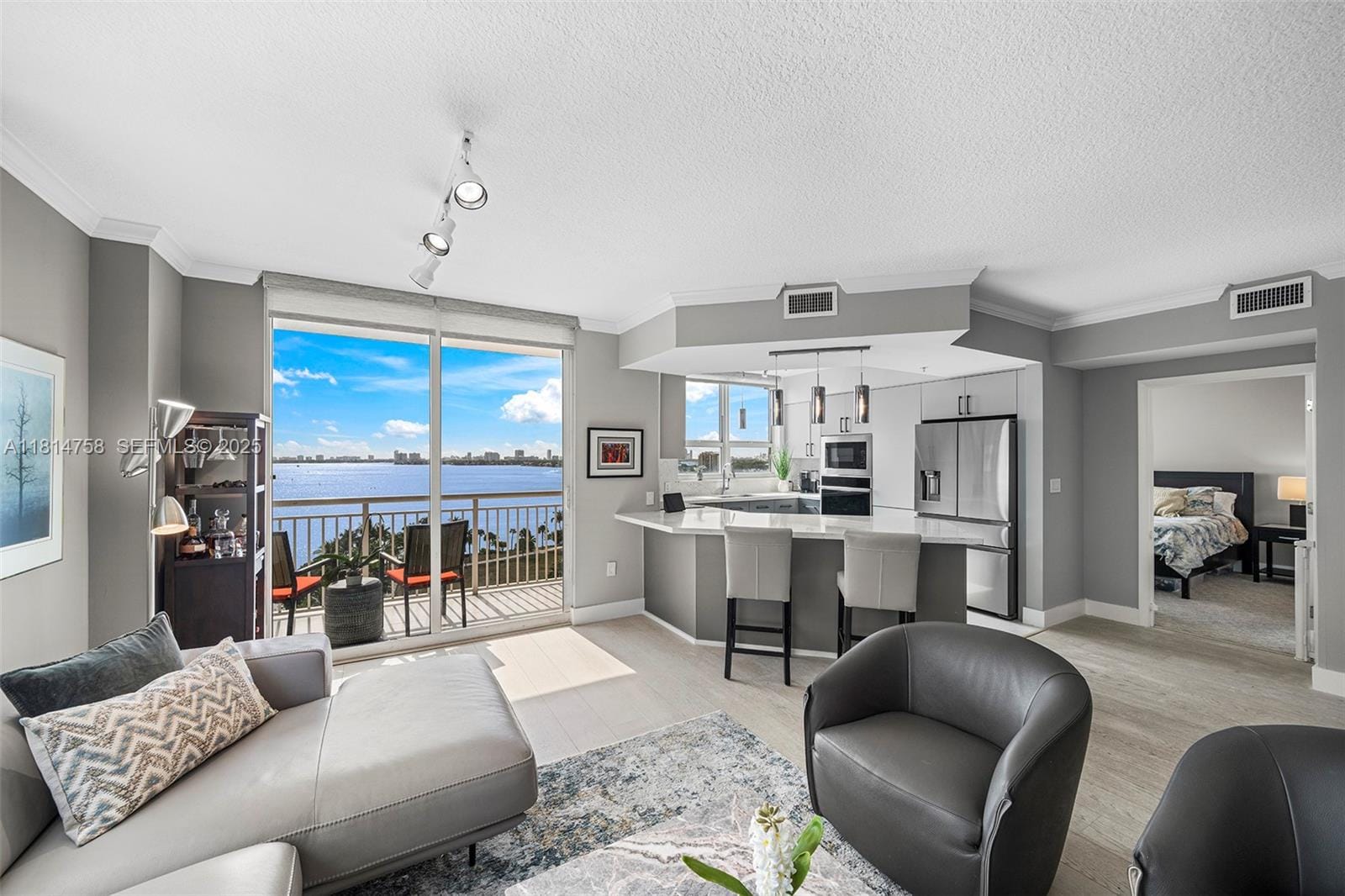 2000 N Bayshore Drive 1011, Miami, FL 33137 photo 5