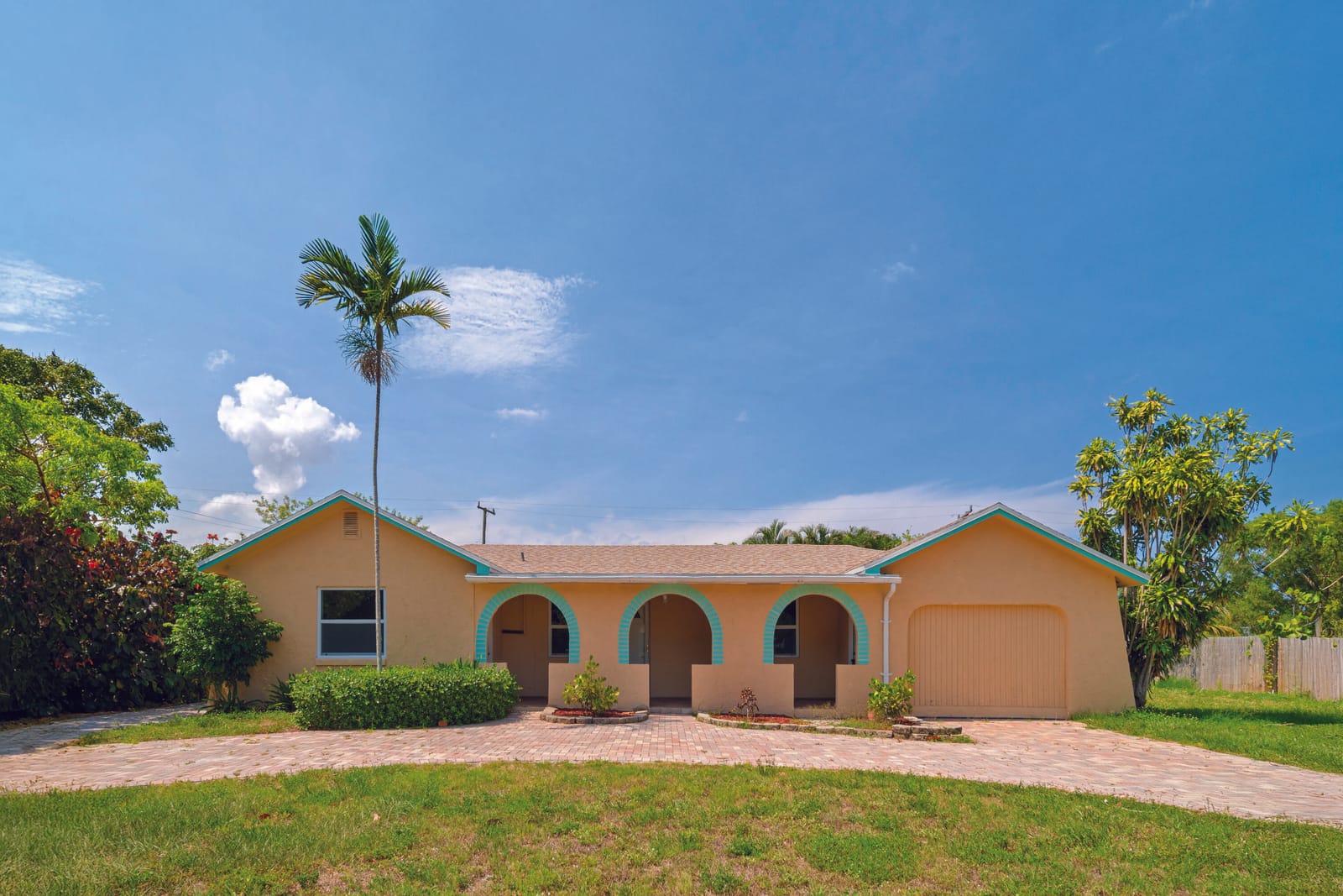 103 E Shannondale Road E, Cloud Lake, FL 33406