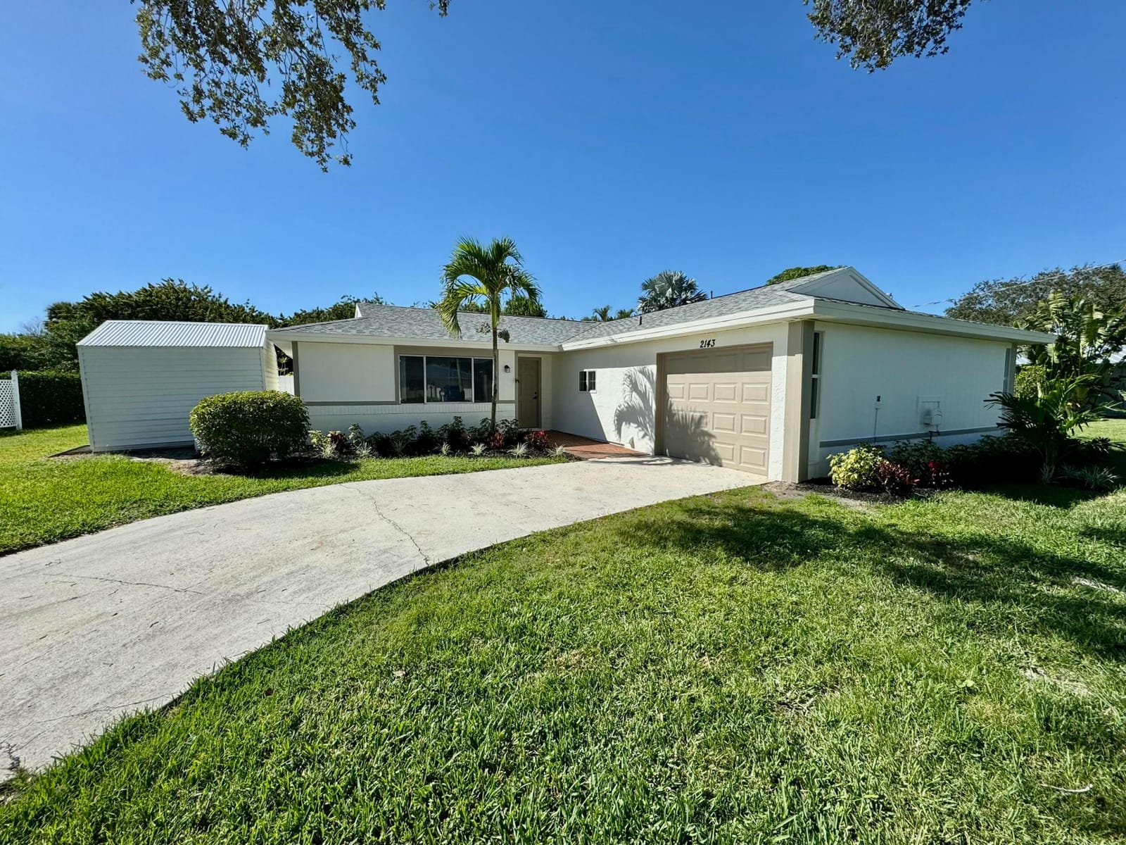 2143 4th Court SE, Vero Beach, FL 32962 photo 5