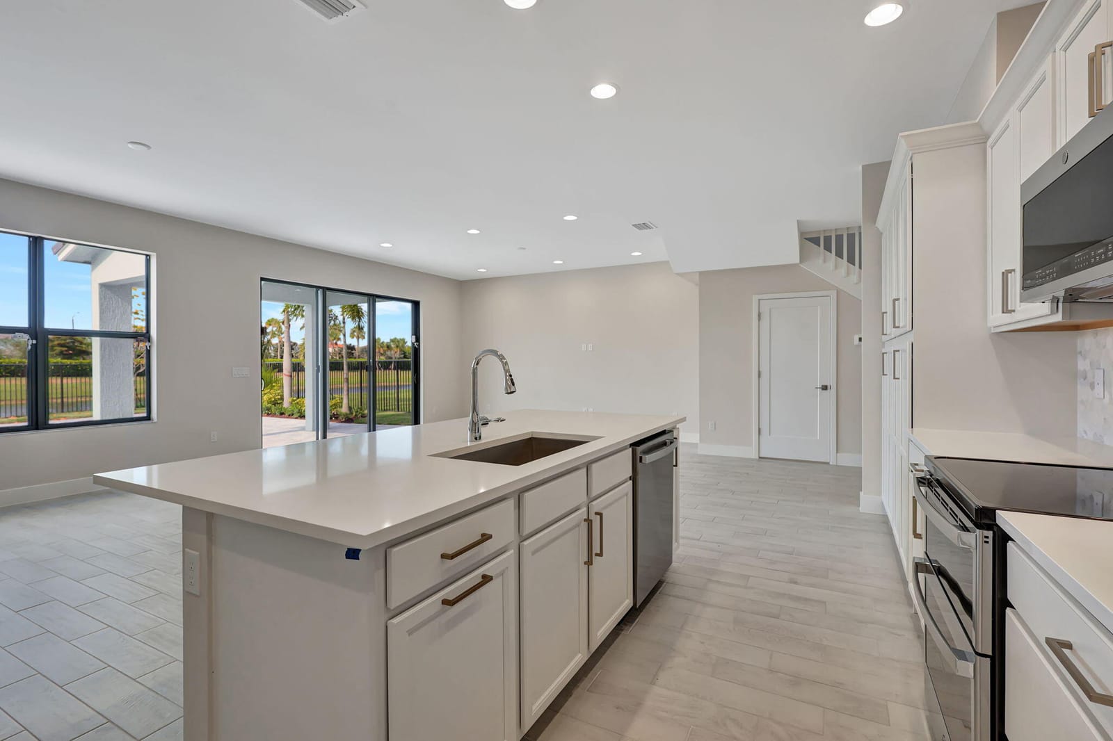 4973 Coquina Place — photo 8