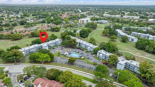 8421 Lagos De Campo Boulevard 306T, Tamarac, FL 33321