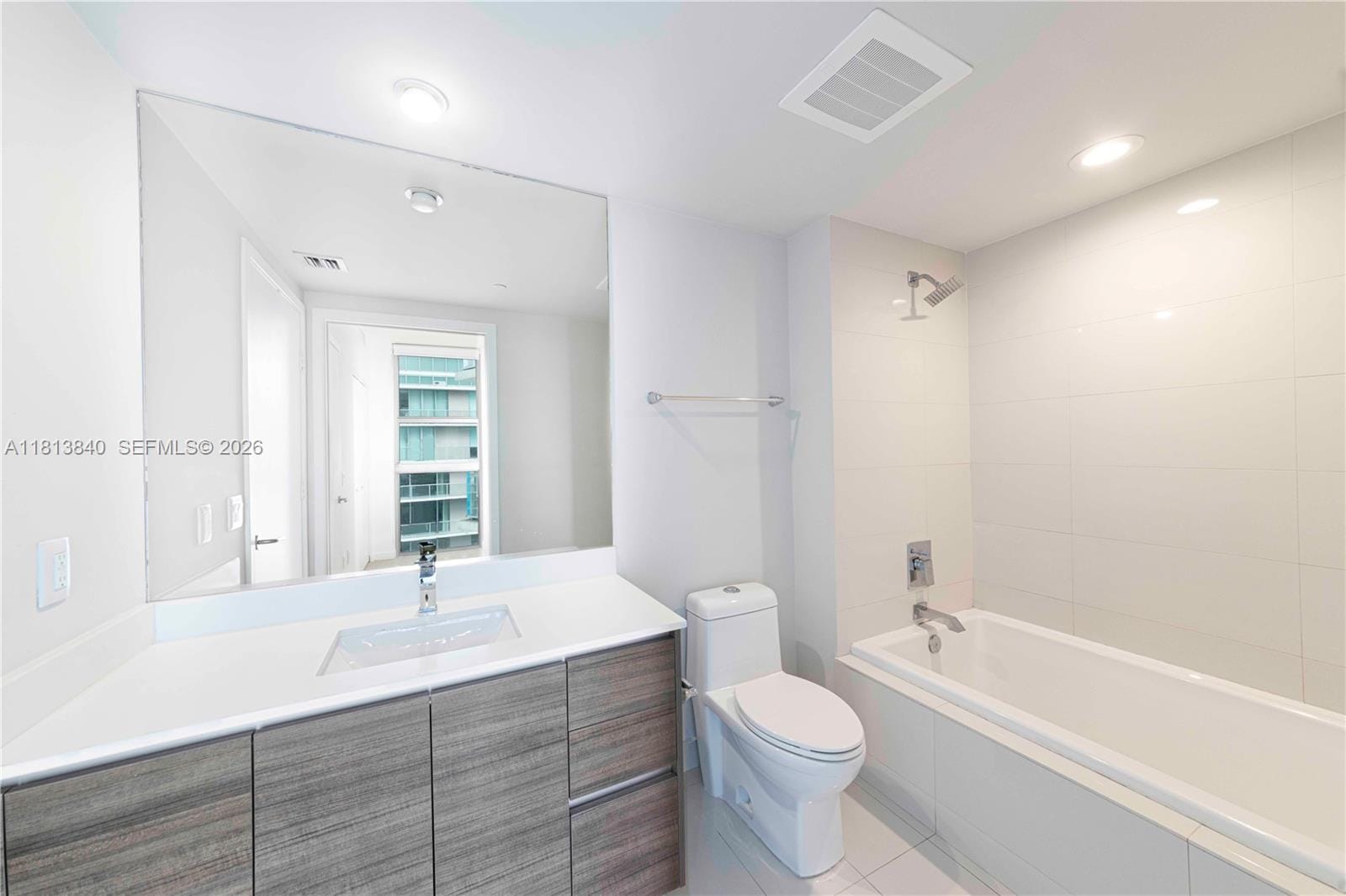 1100 S Miami Avenue 3607, Miami, FL 33130 photo 13