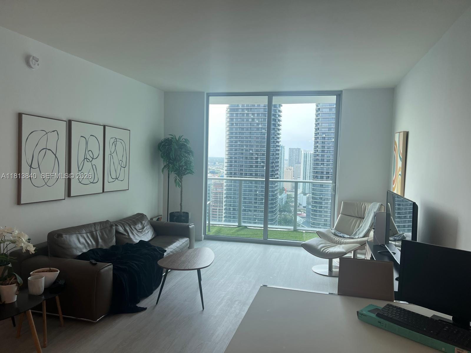 1100 S Miami Avenue 3607 — photo 6