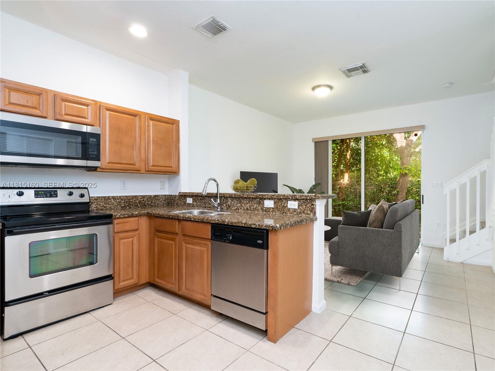21217 NW 14th Place 3-22, Miami Gardens, FL 33169 photo 4