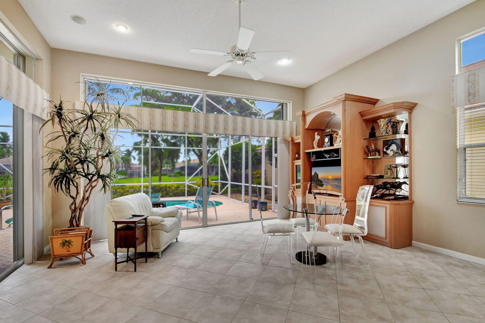 4670 Hazleton Lane, Lake Worth, FL 33449 photo 13
