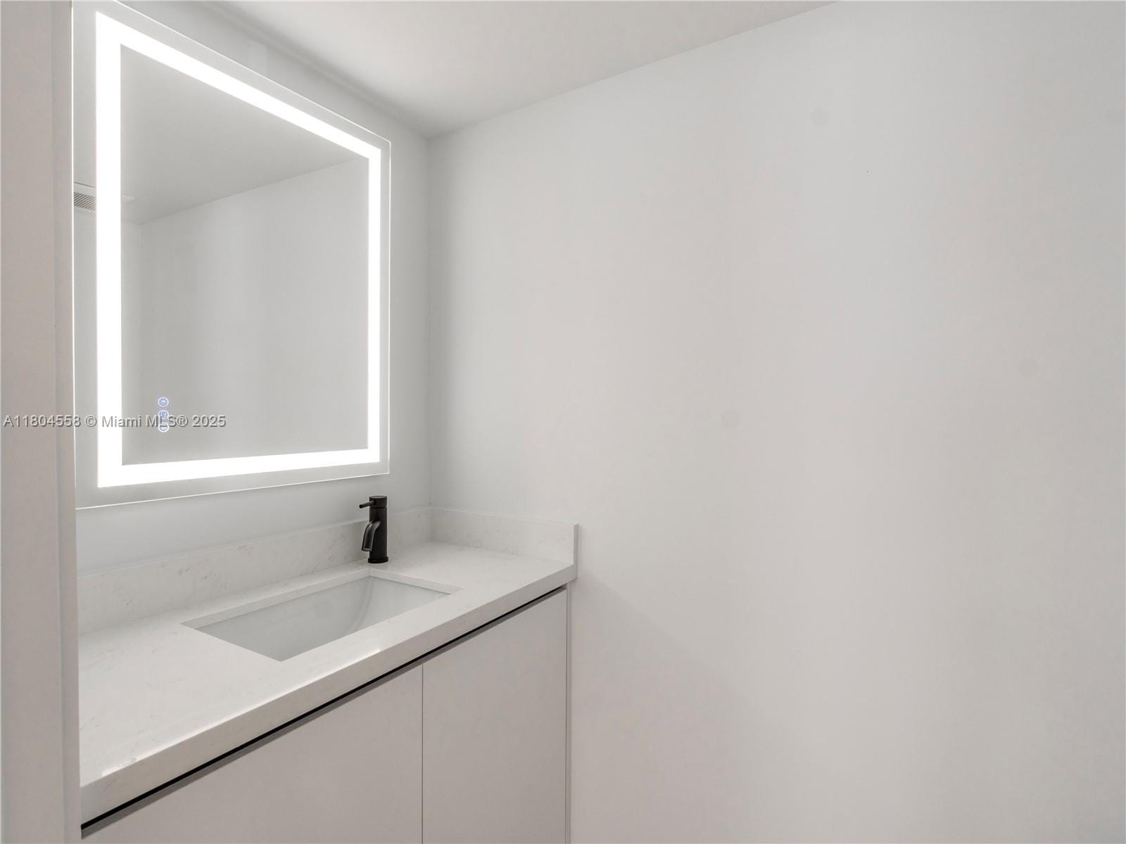 2039 NE 172nd Street, North Miami Beach, FL 33162 photo 12