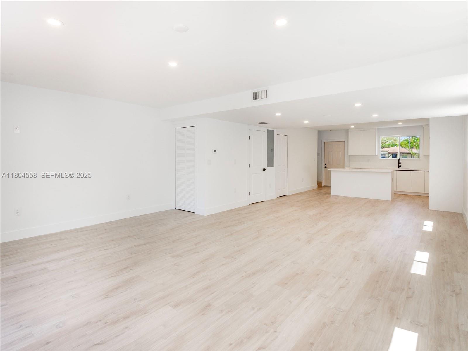2039 NE 172nd Street, North Miami Beach, FL 33162 photo 9