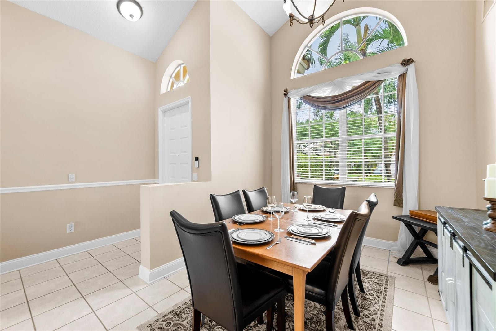 6032 NW 77th Drive — photo 8