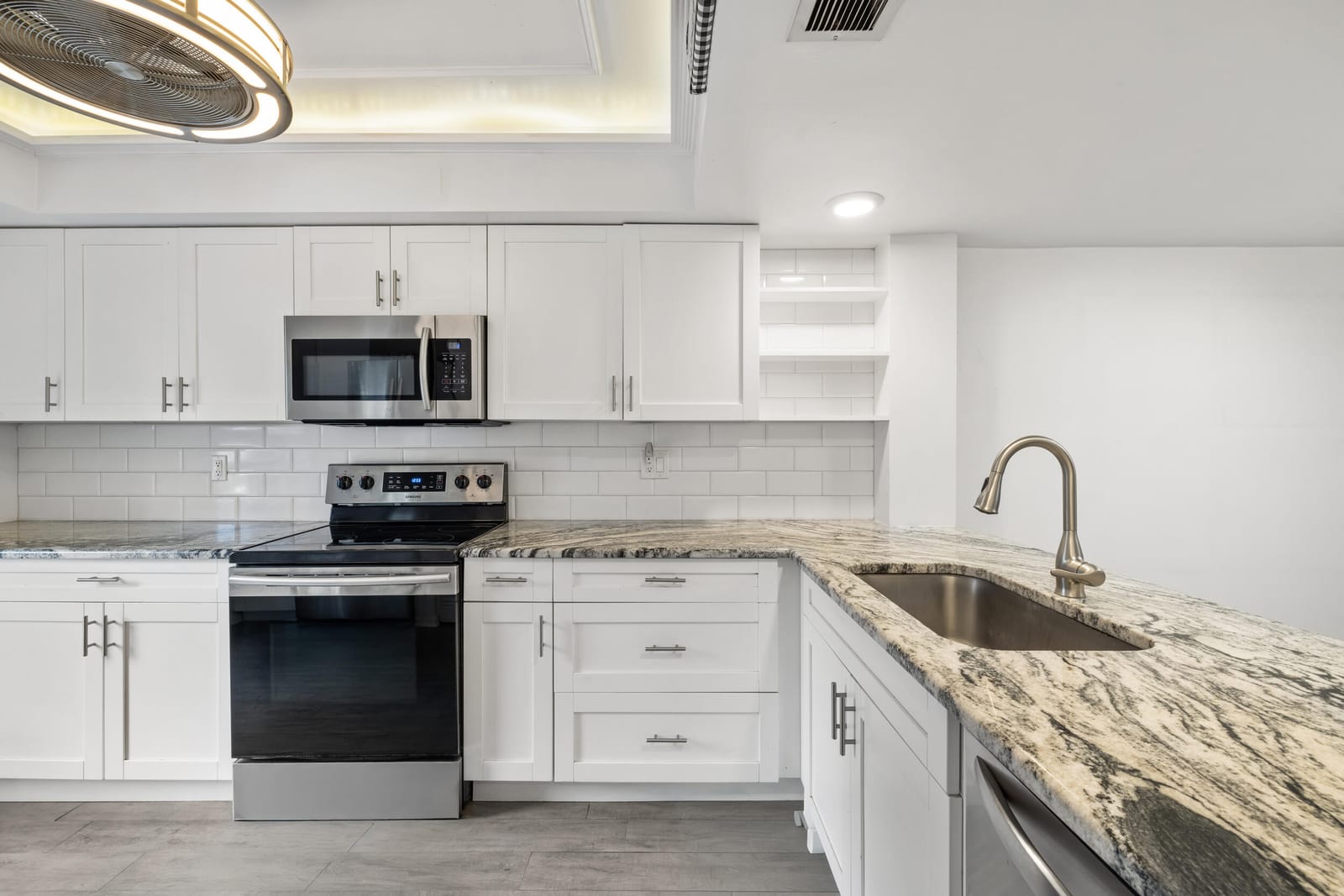 1801 Consulate Place 101 — photo 3