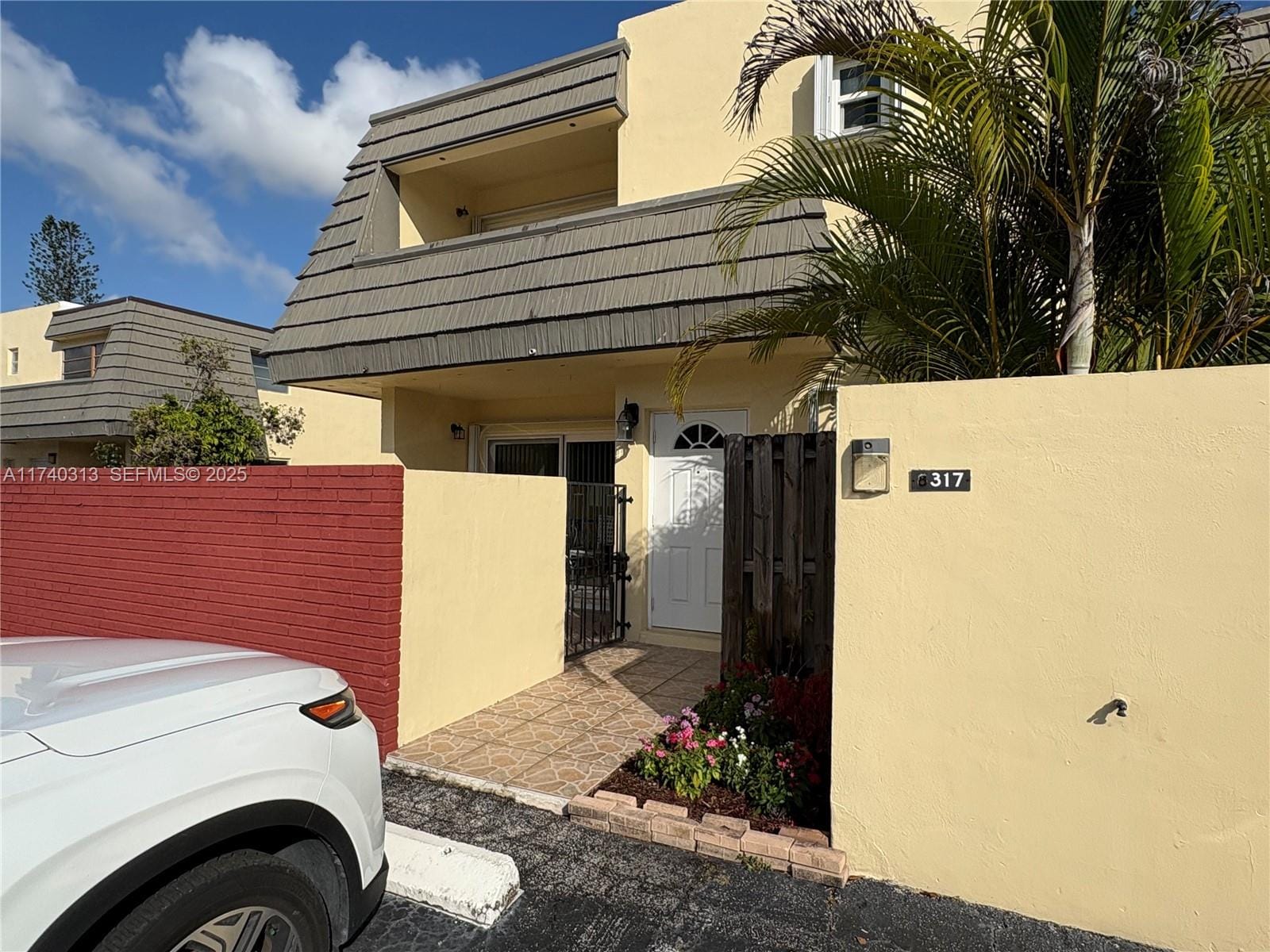 8317 SW 137th Avenue 8317, Miami, FL 33183 photo 2