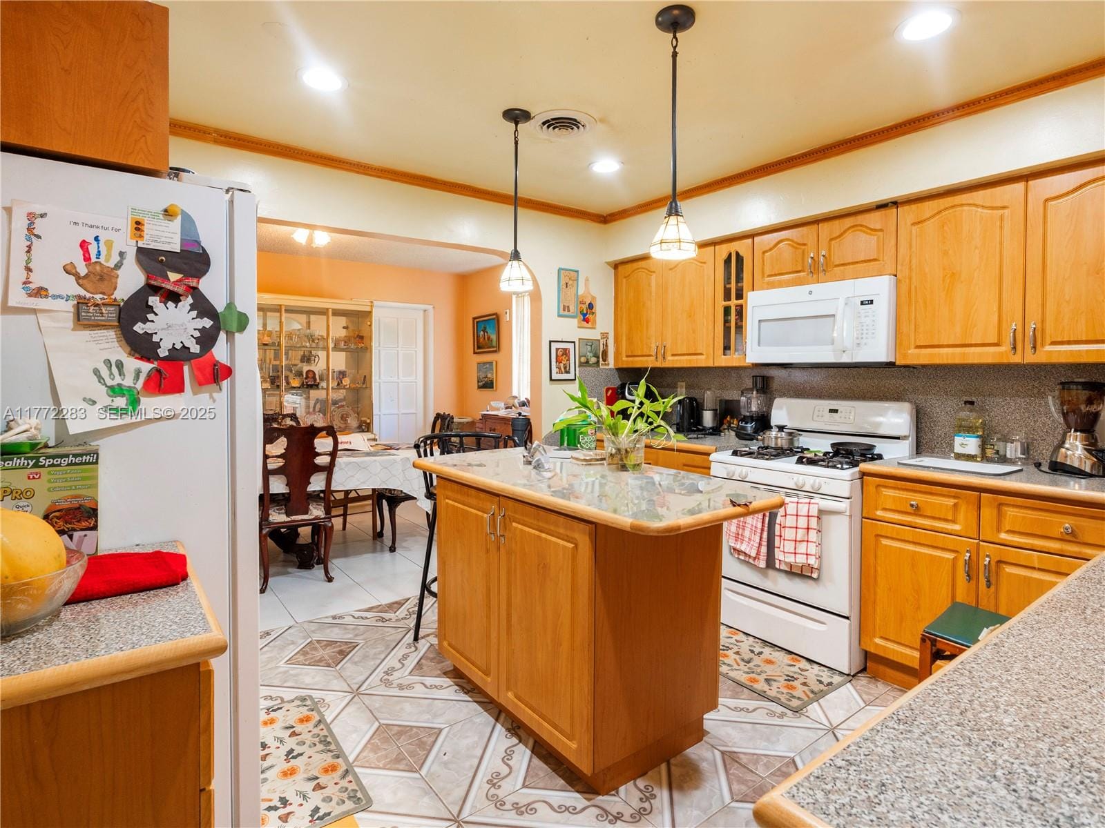 1081 NE 160th Terrace, North Miami Beach, FL 33162 photo 18