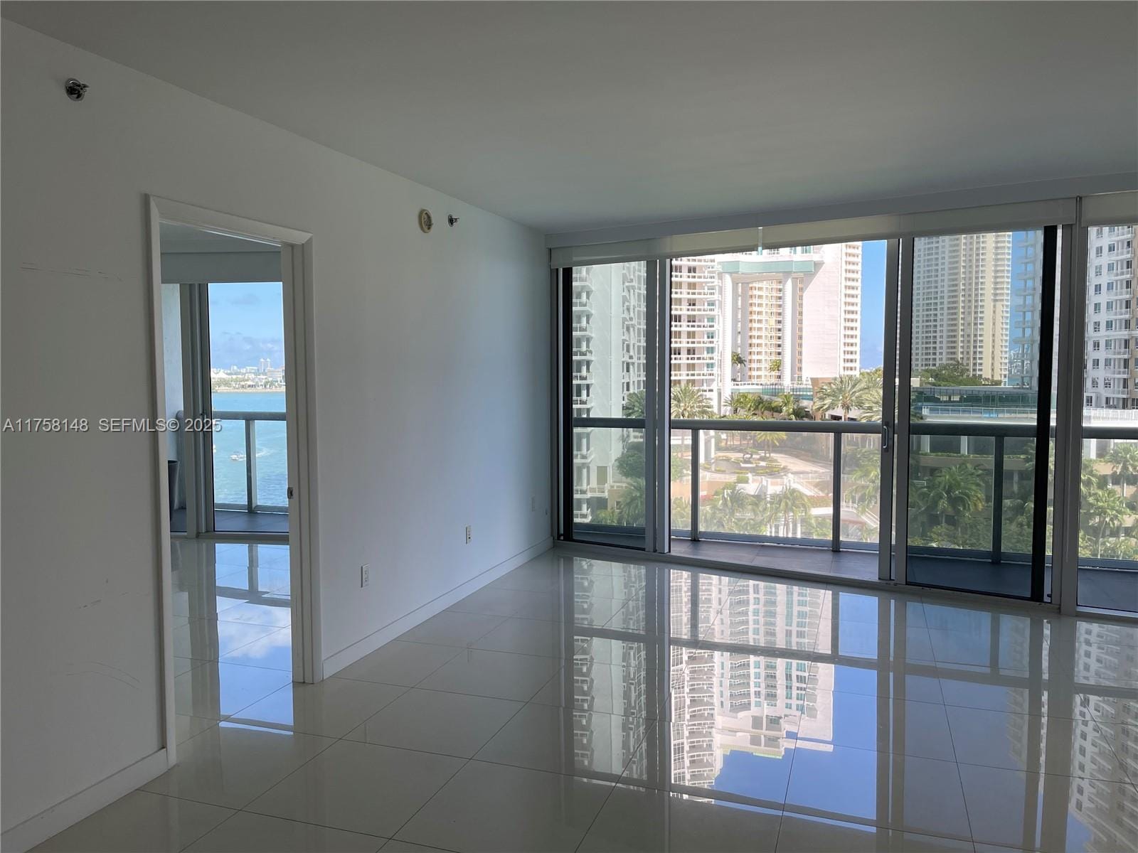 465 Brickell Avenue 819, Miami, FL 33131 photo 17