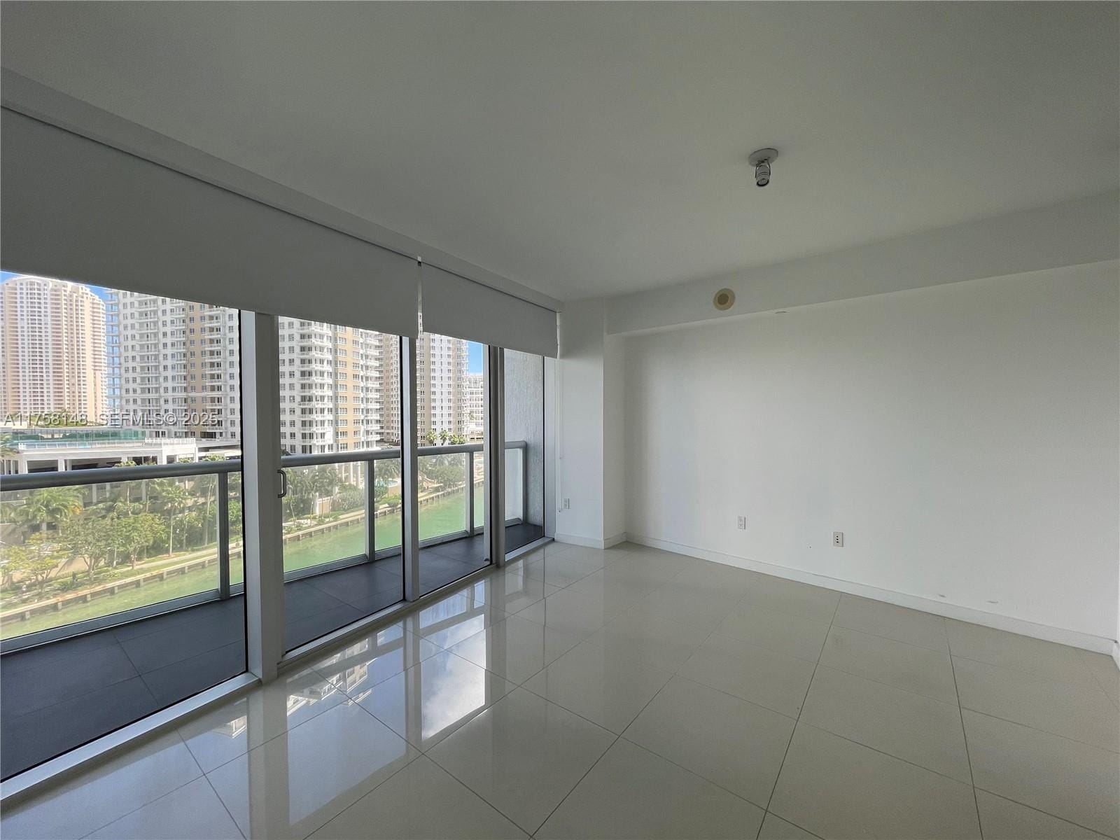 465 Brickell Avenue 819, Miami, FL 33131 photo 19