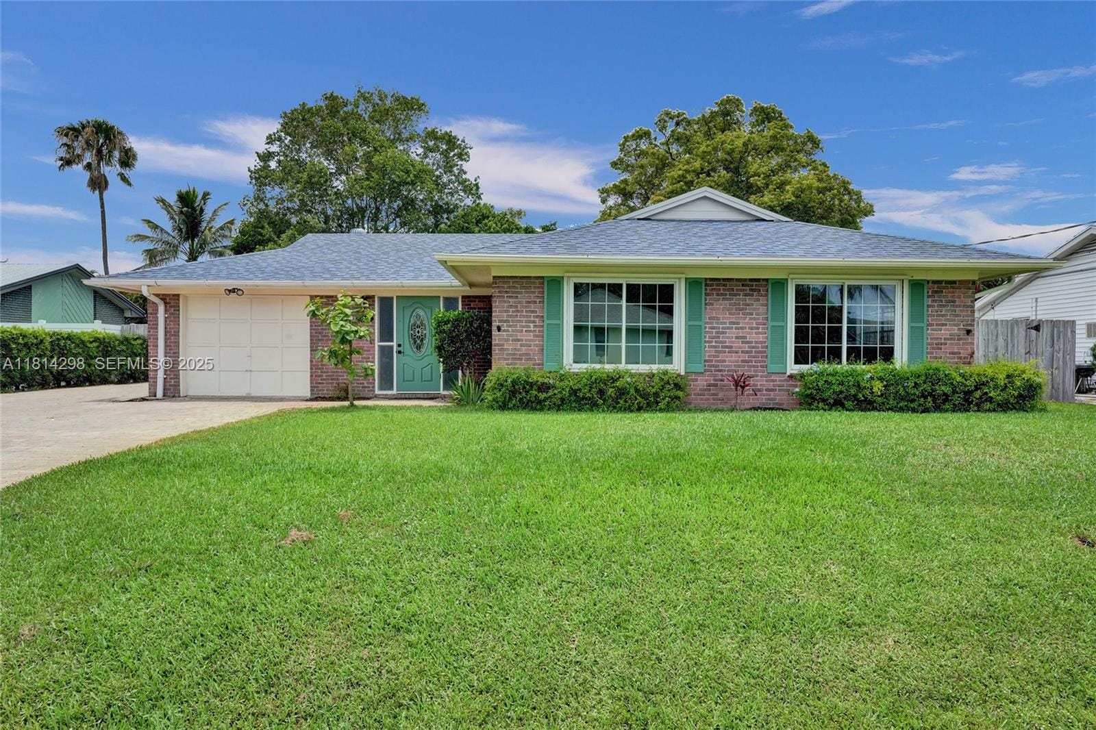 2398 SE Bordeaux Court, Port St. Lucie, FL 34952