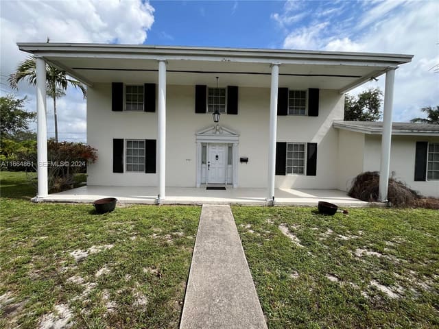 8901 SW 88th Street, Miami, FL 33176