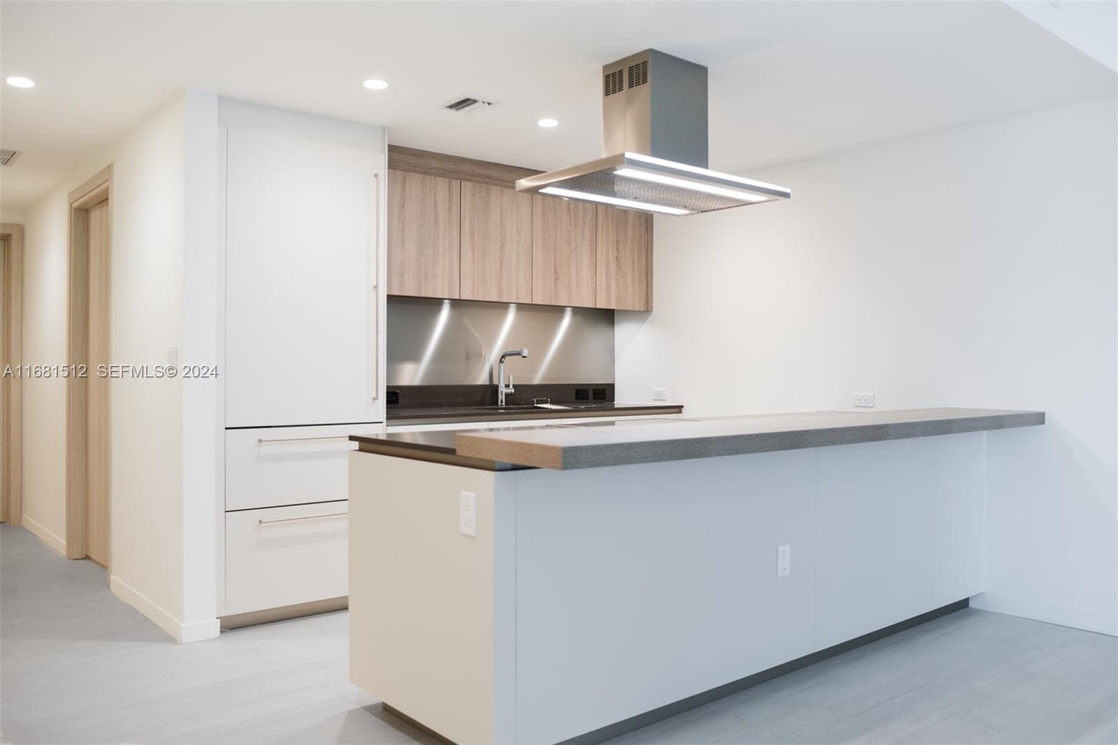 1000 Brickell Plaza 3307 — photo 5