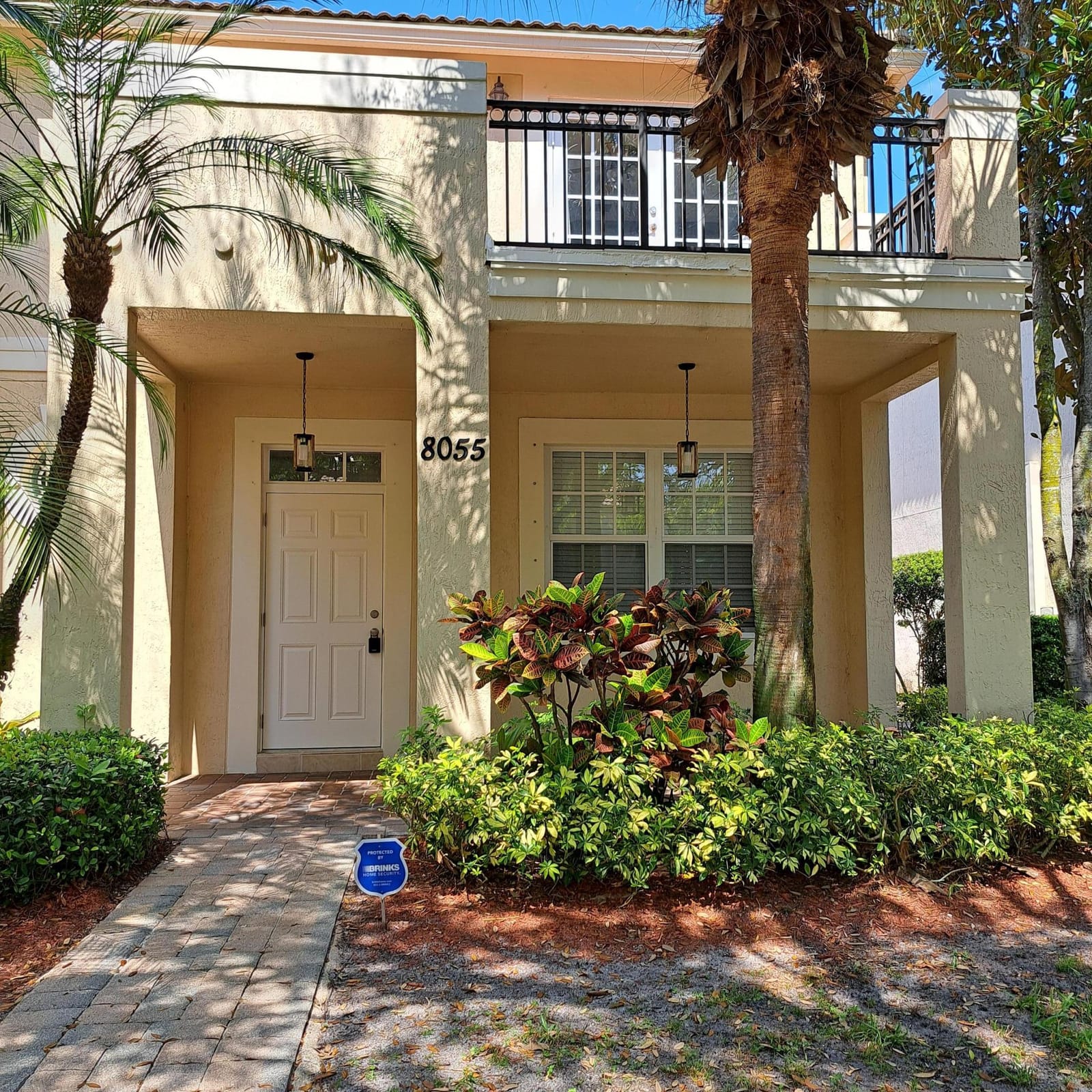 8055 Murano Circle, Palm Beach Gardens, FL 33418