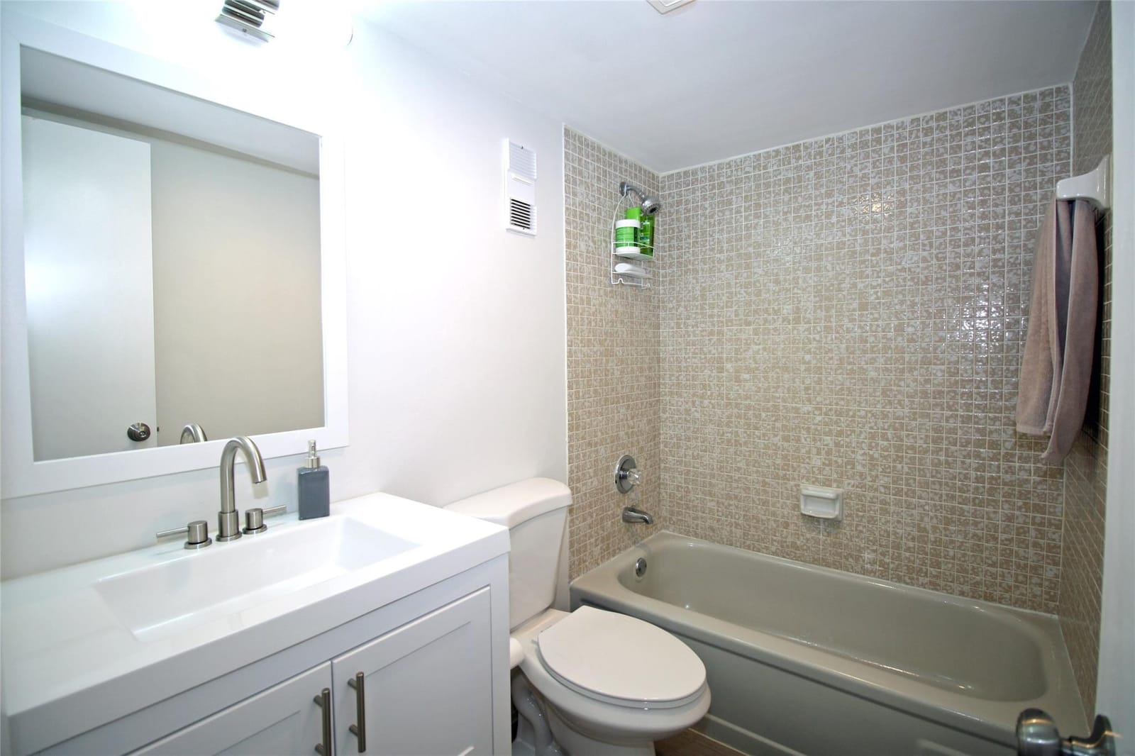 1100 Saint Charles Place 521, Pembroke Pines, FL 33026 photo 24